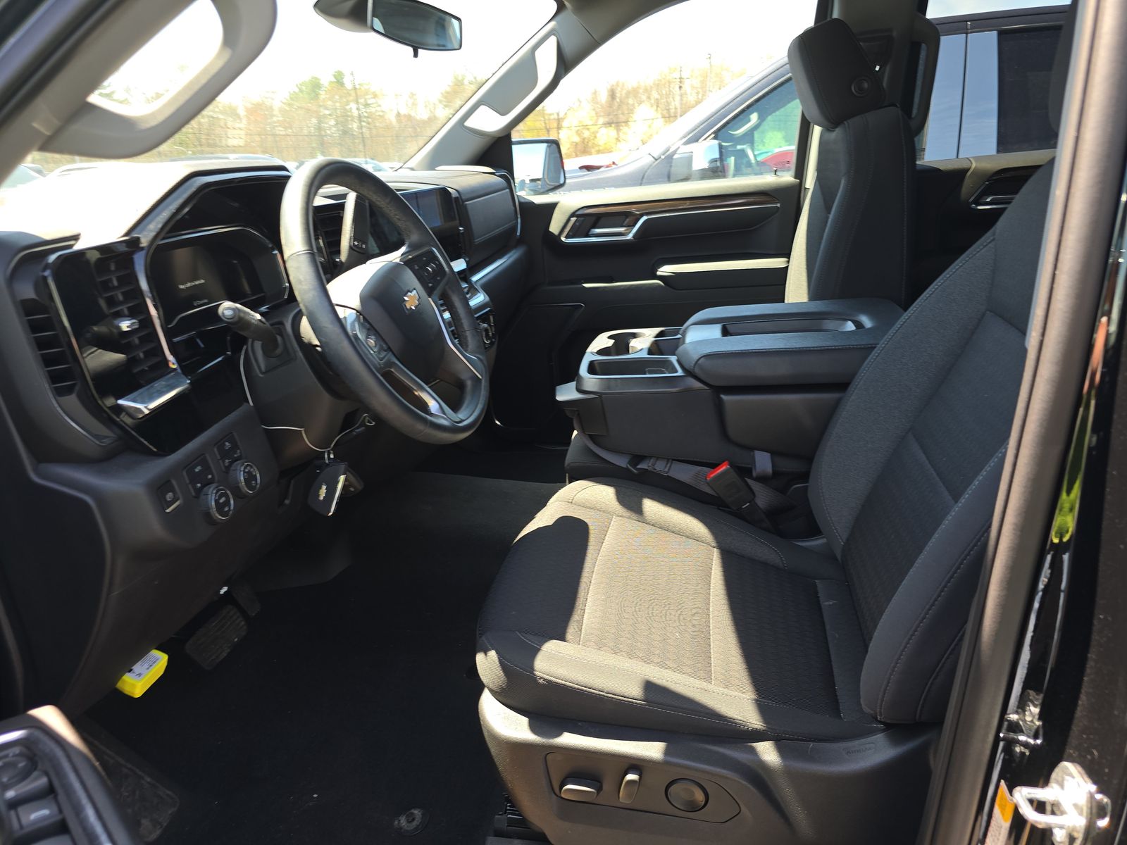 2023 Chevrolet Silverado 1500 LT AWD