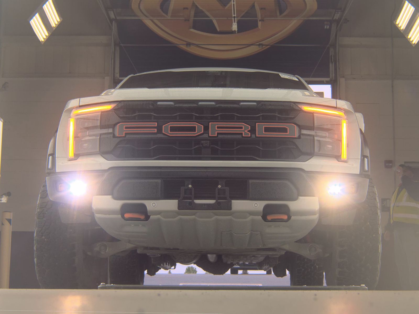 FORD F-150 - 4