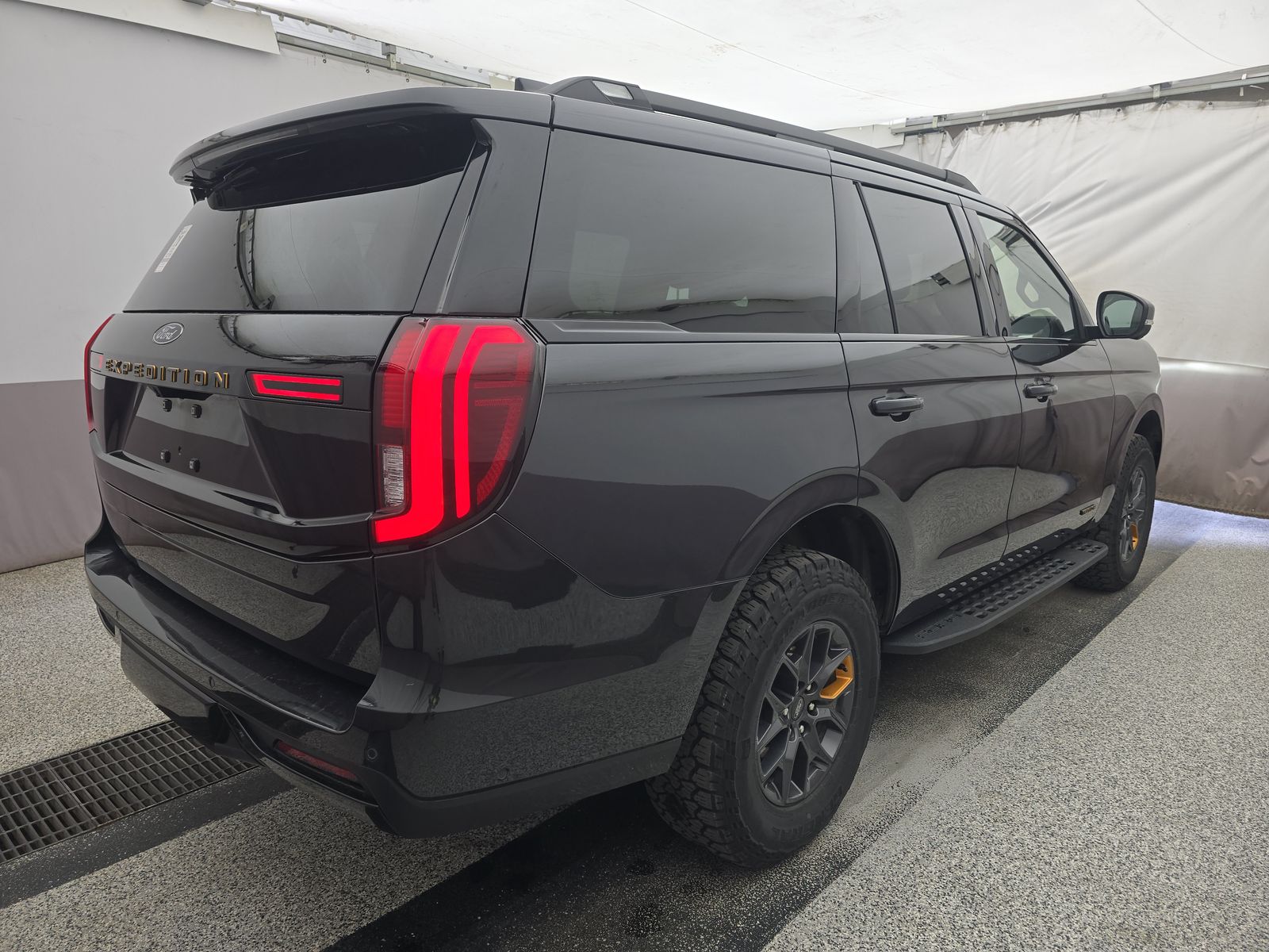 FORD EXPEDITION - 5