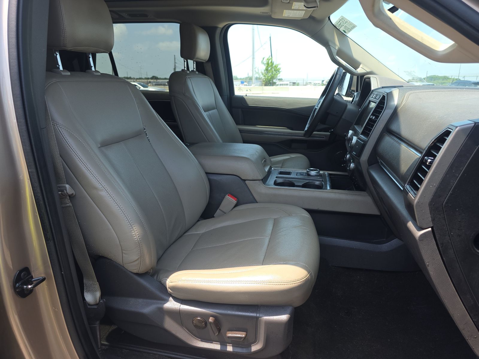 FORD EXPEDITION MAX - 9