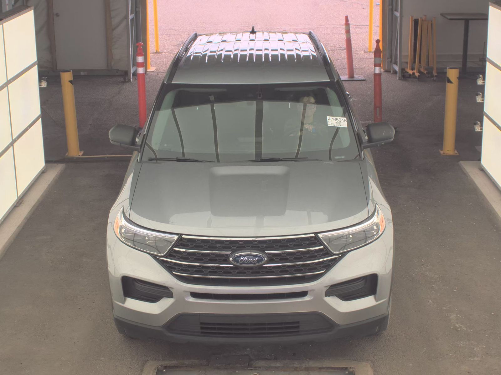 FORD EXPLORER - 3