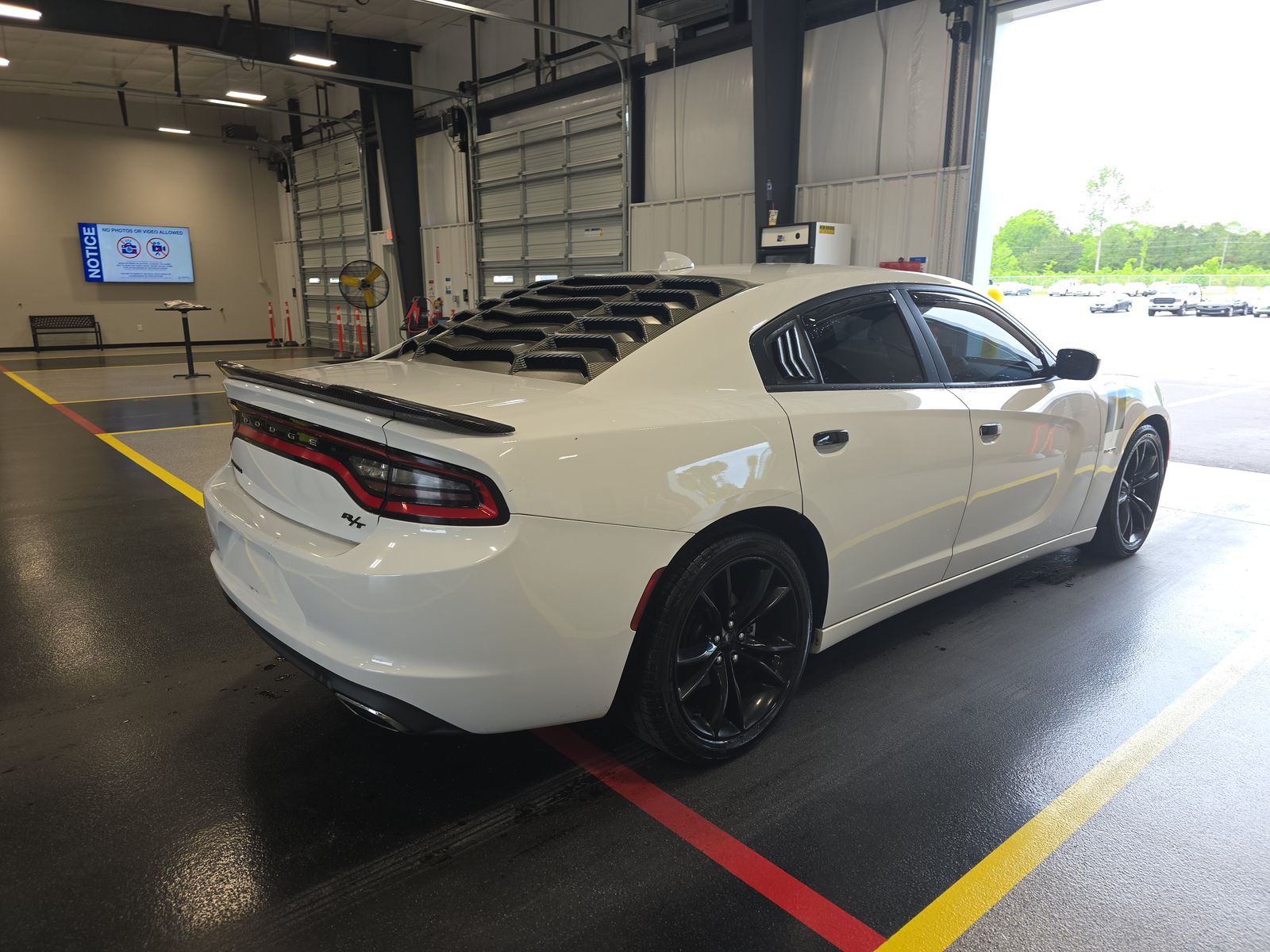 DODGE CHALLENGER - 5