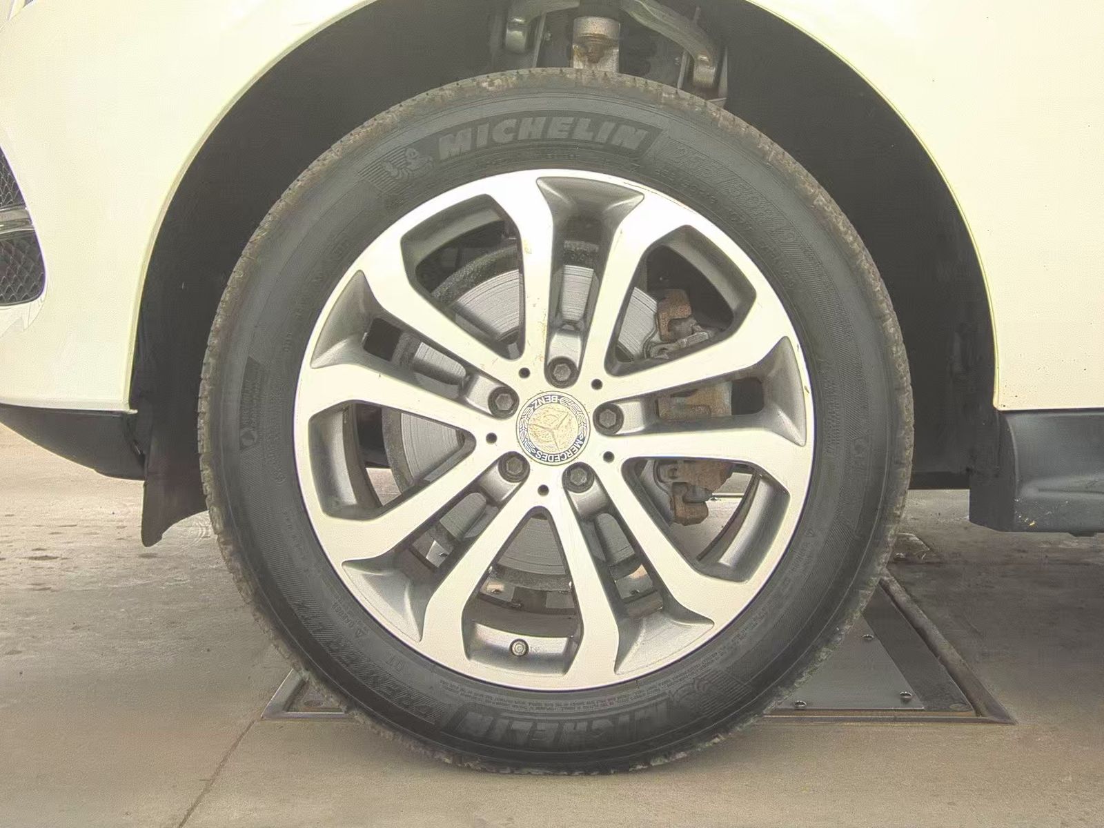 MERCEDES-BENZ GLE - 10