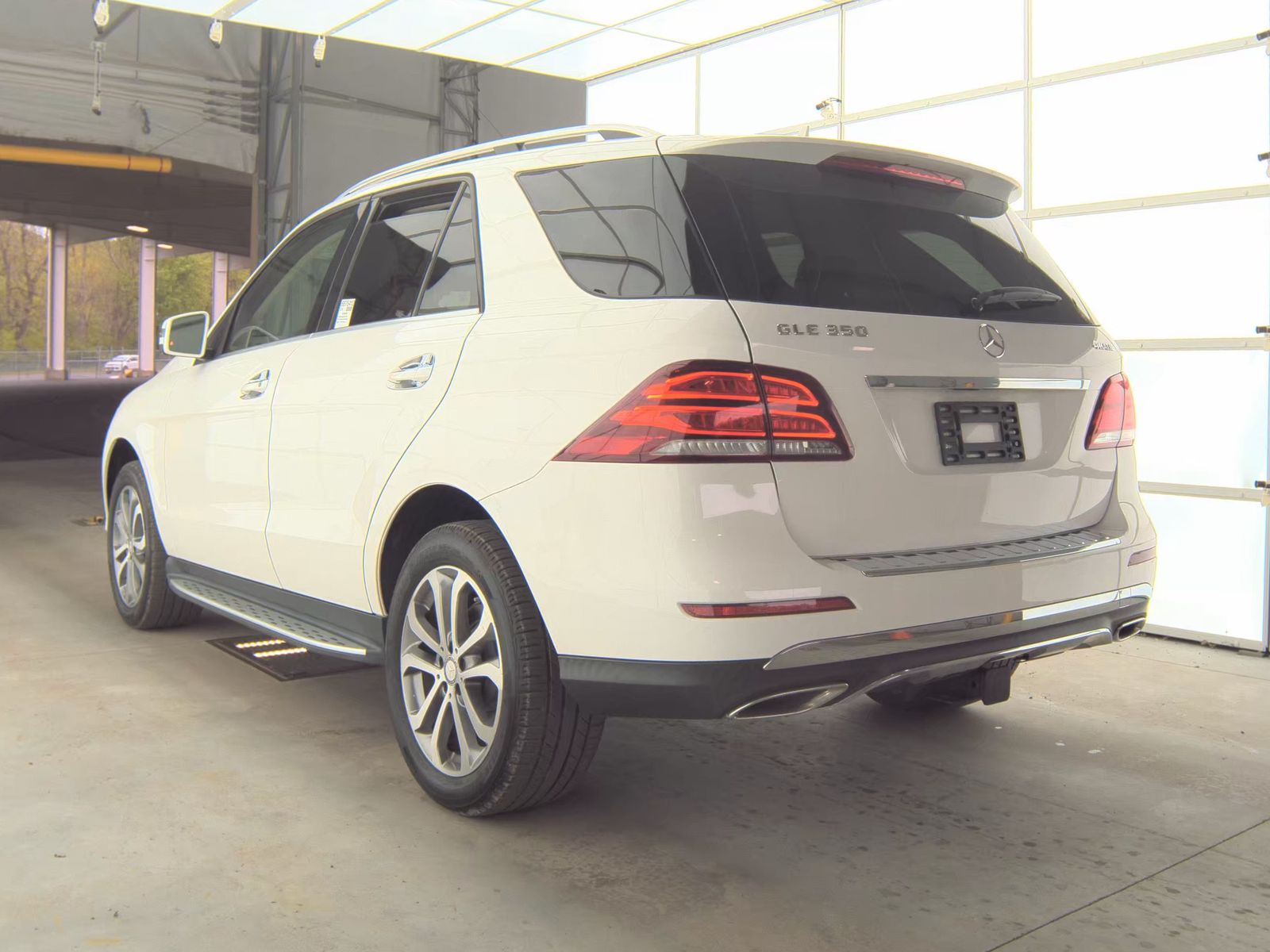 MERCEDES-BENZ GLE - 9