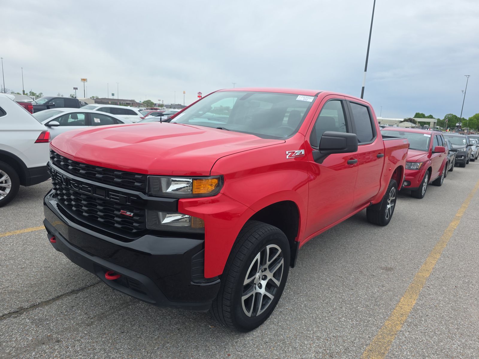 CHEVROLET SILVERADO - 1