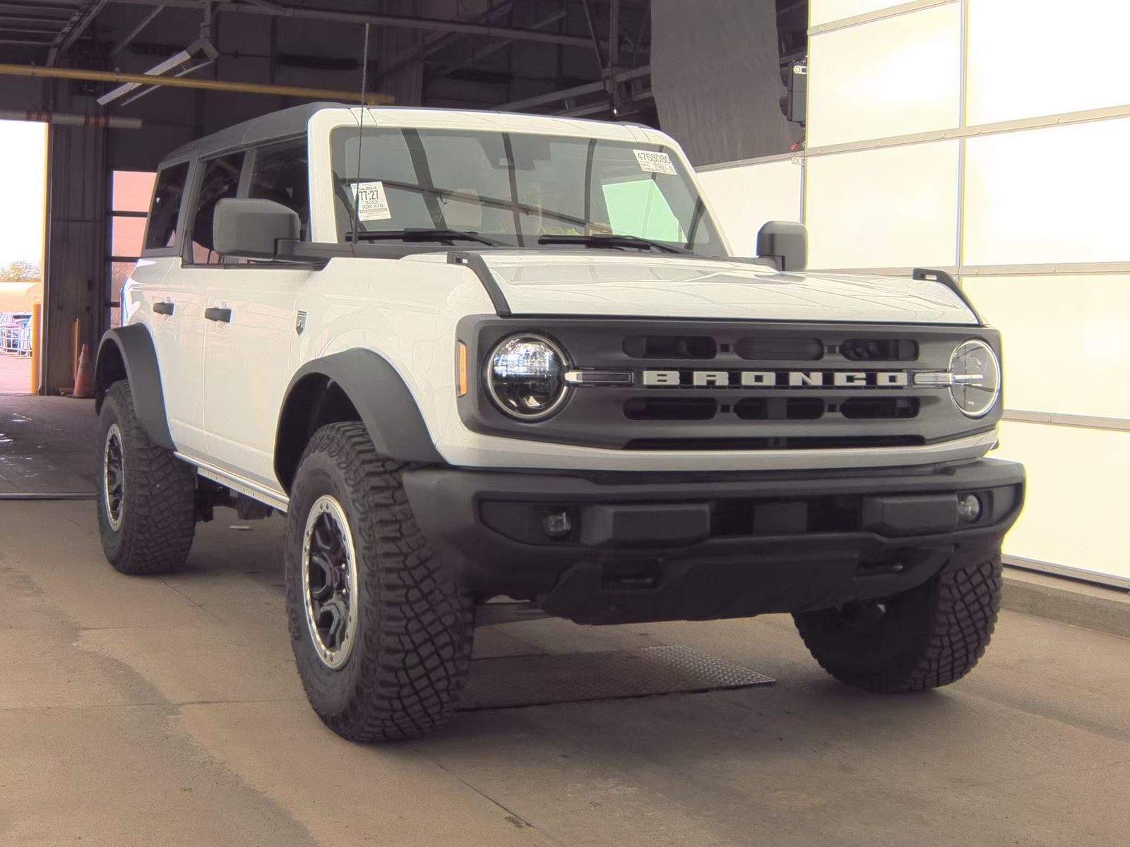 FORD BRONCO - 5