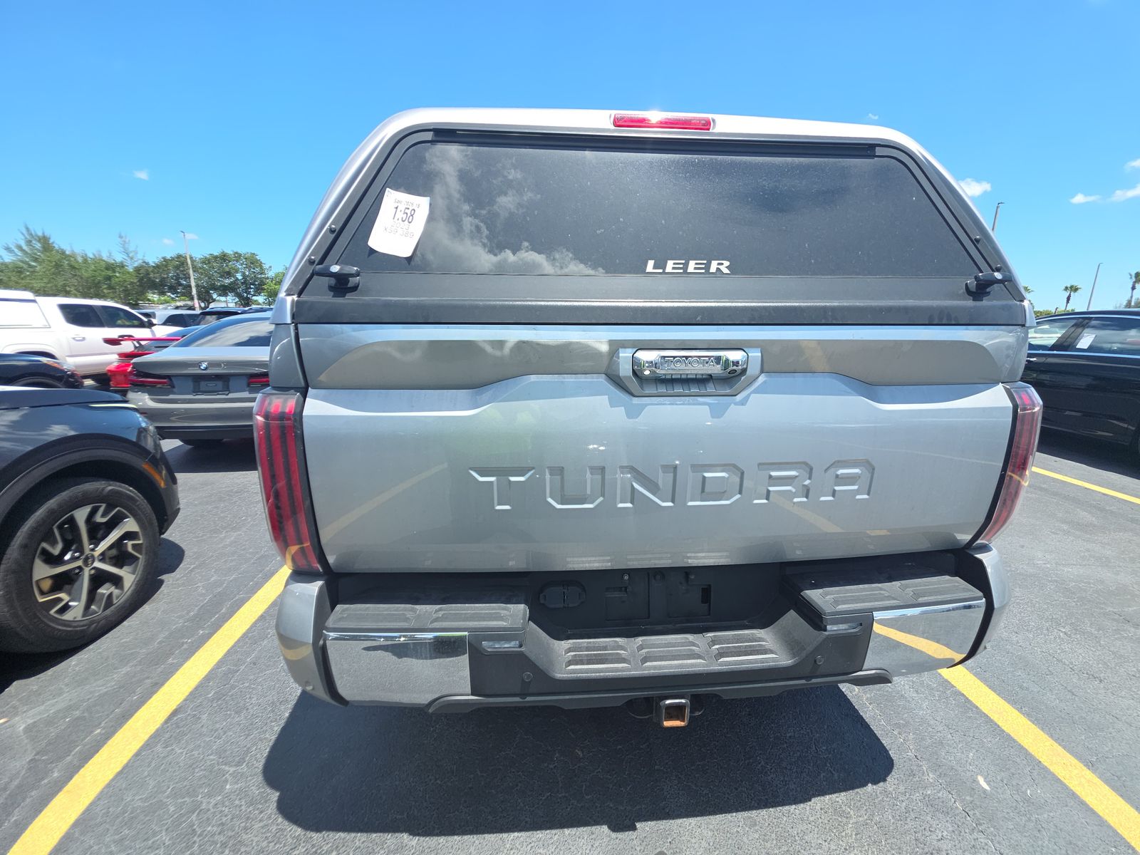 TOYOTA TUNDRA - 6