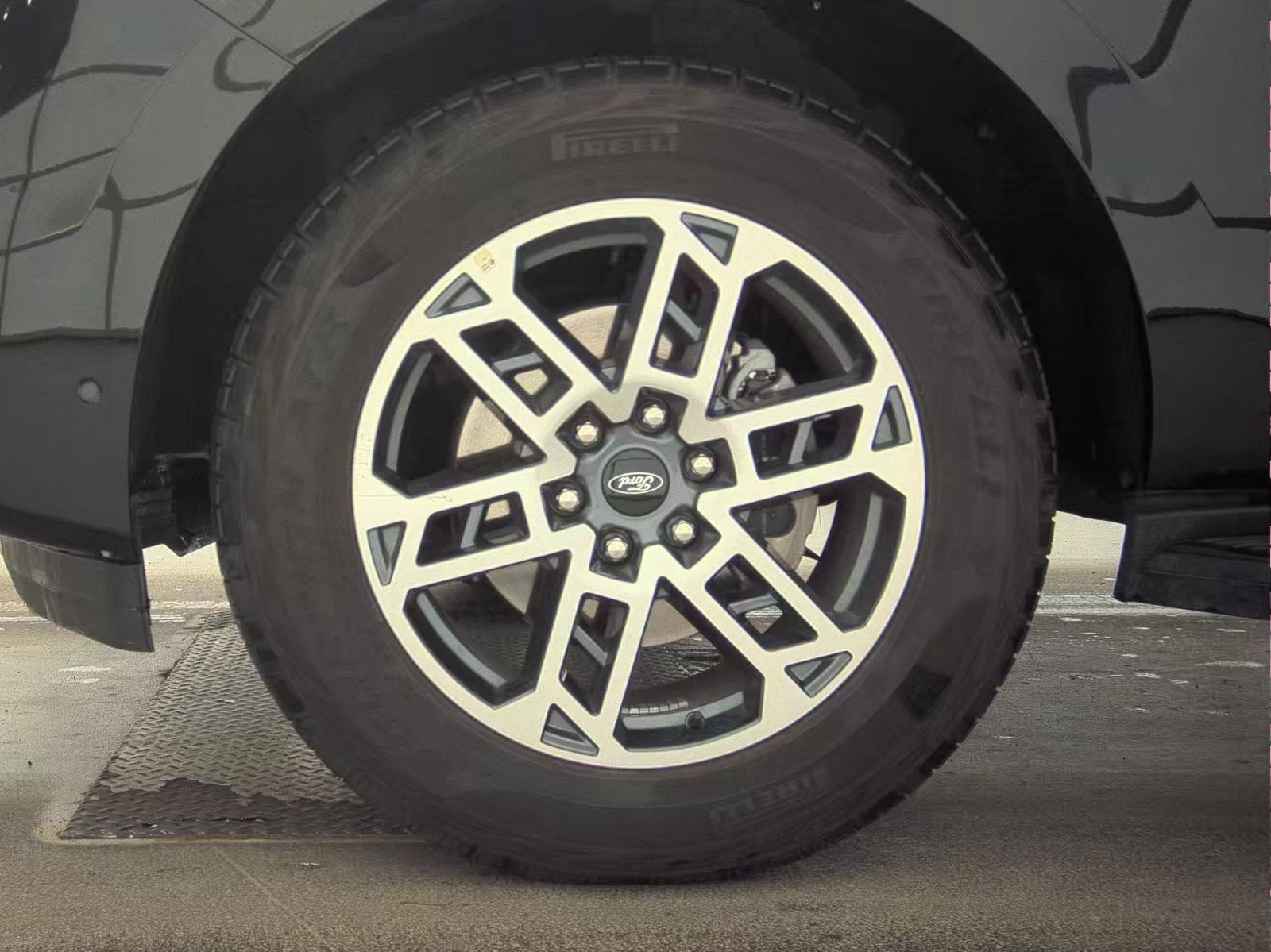 FORD EXPEDITION - 10
