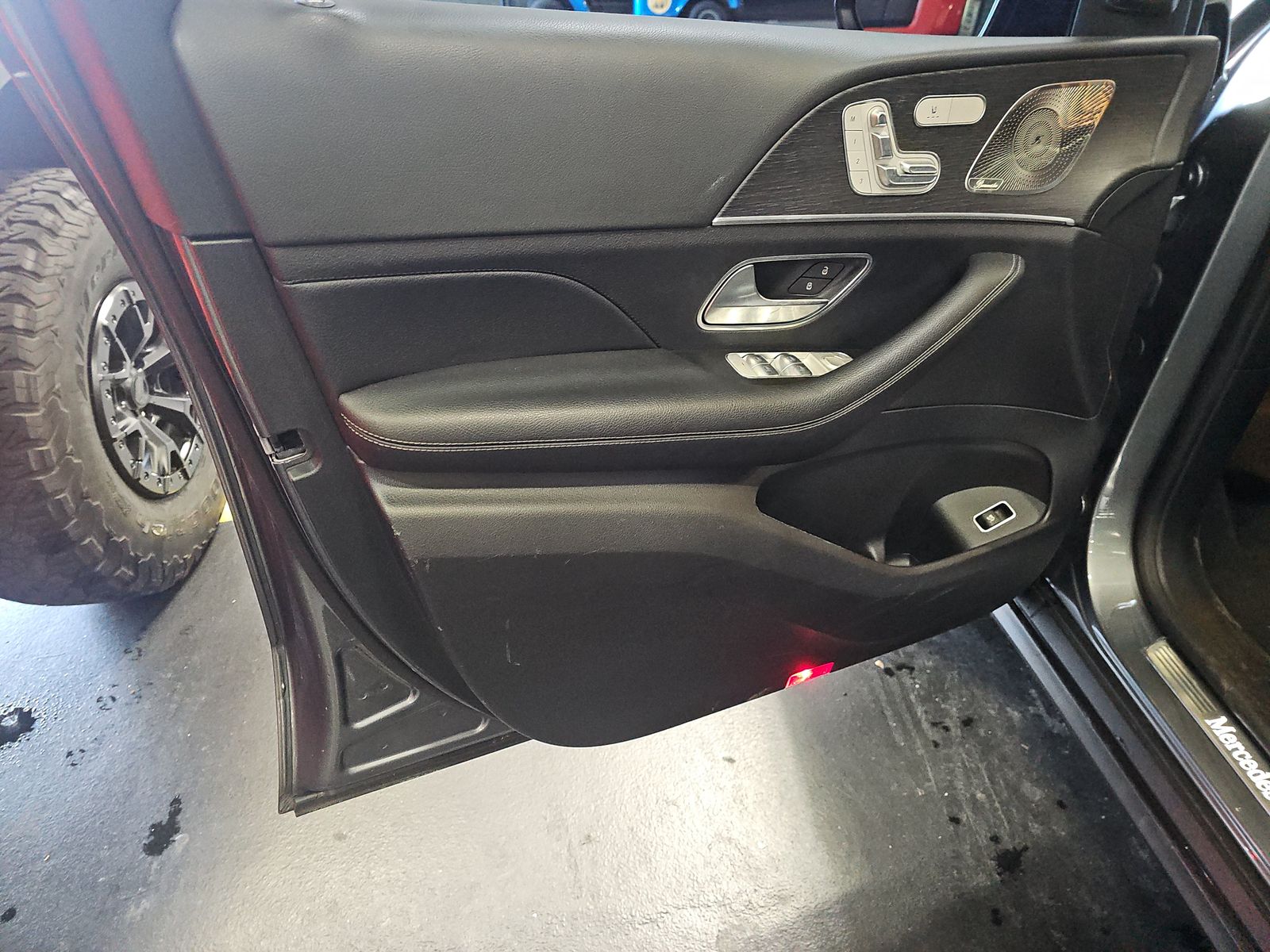 MERCEDES-BENZ GLE-CLASS - 10