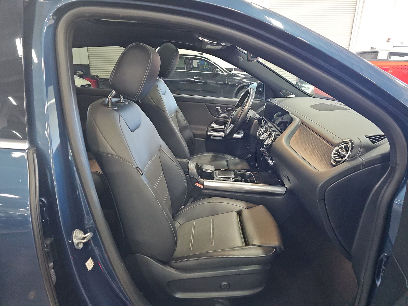 MERCEDES-BENZ GLA-CLASS - 9