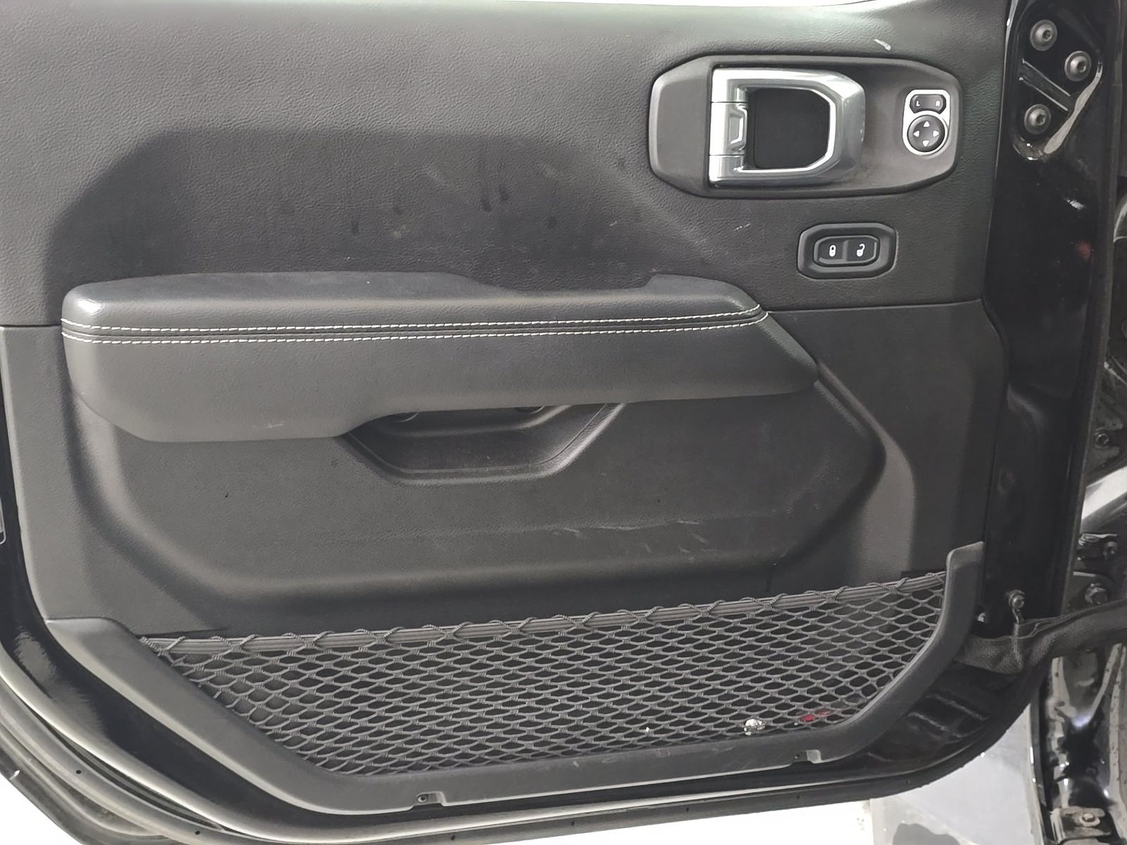 JEEP GRAND CHEROKEE - 10