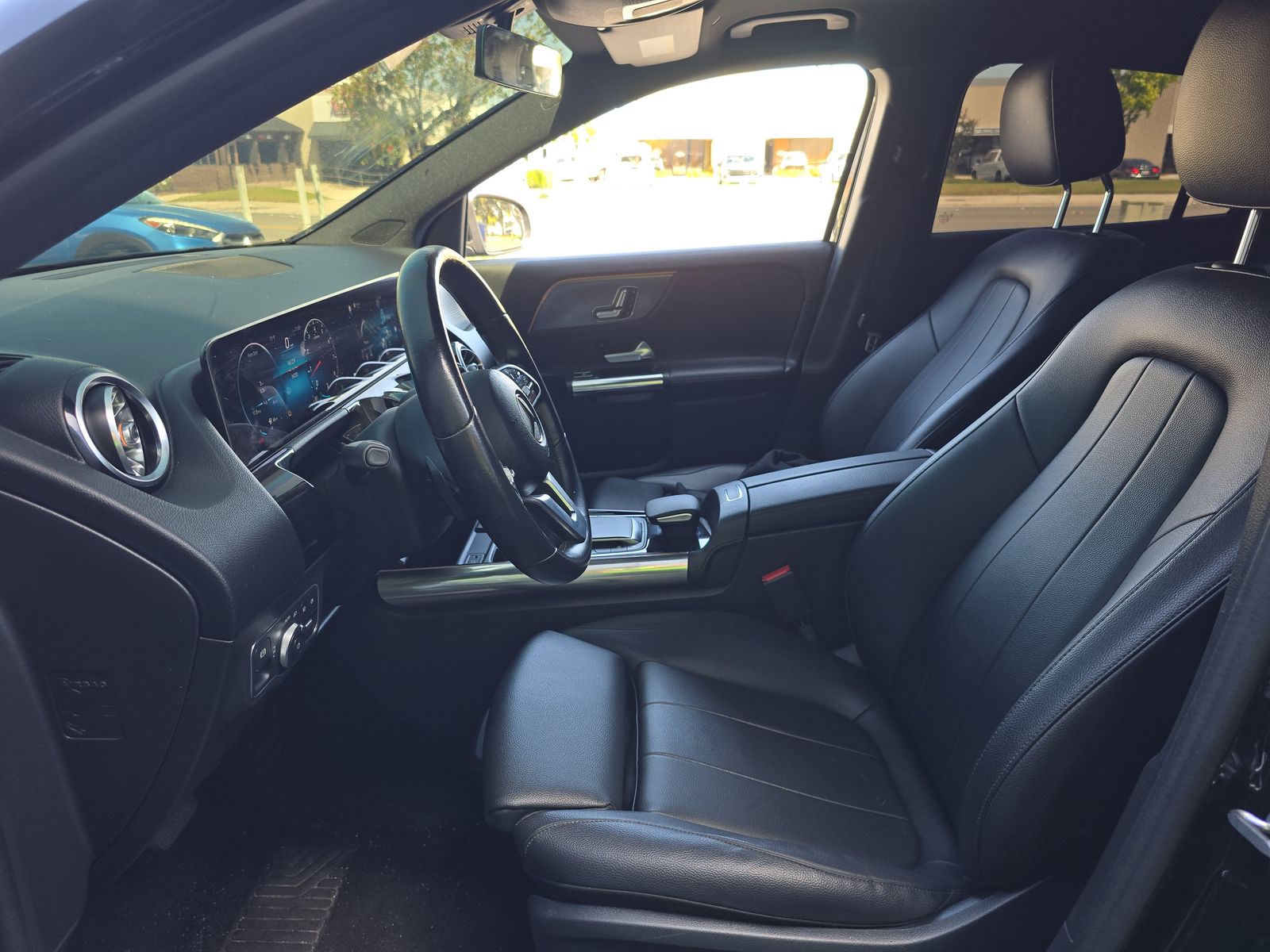 MERCEDES-BENZ GLA-CLASS - 8