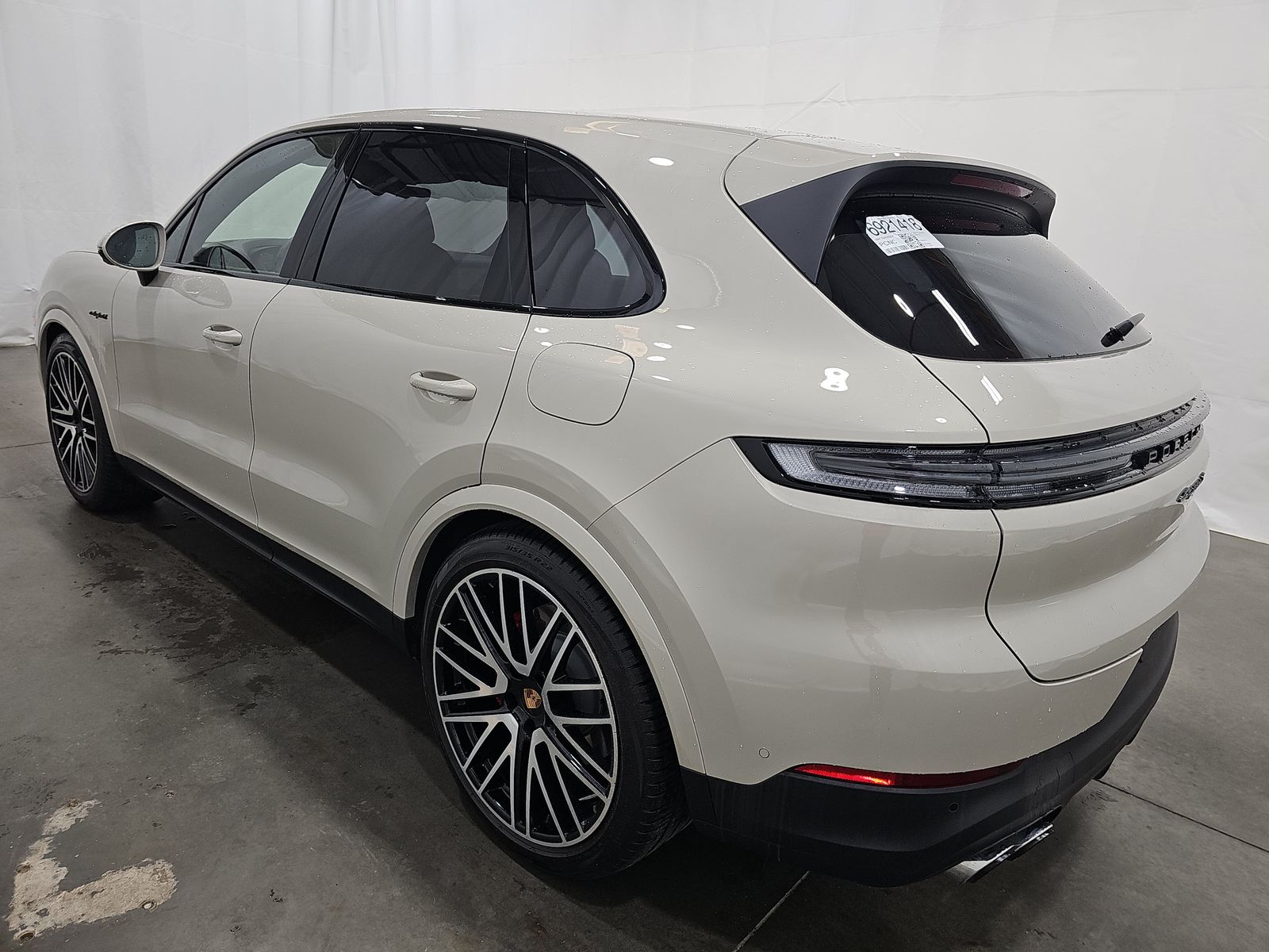PORSCHE CAYENNE - 7