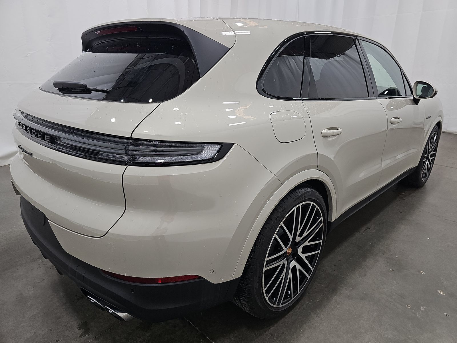 PORSCHE CAYENNE - 5