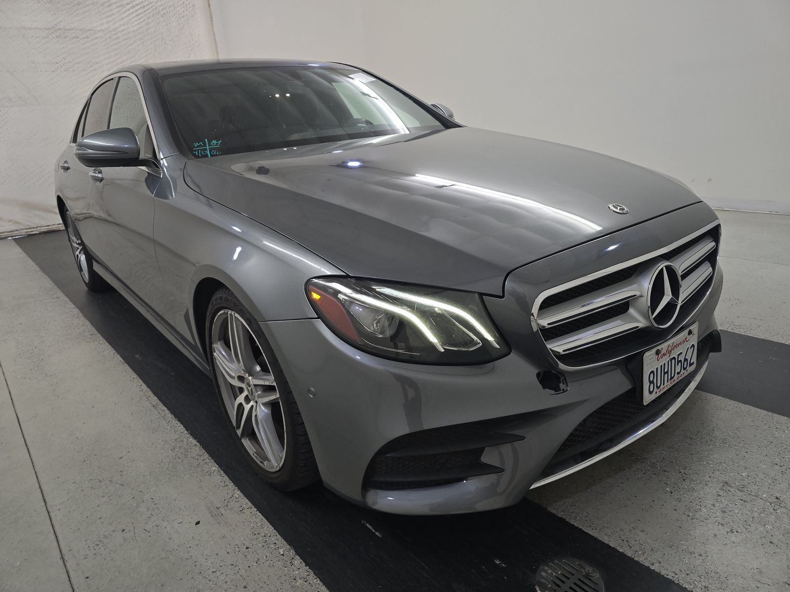 MERCEDES-BENZ E-CLASS - 4