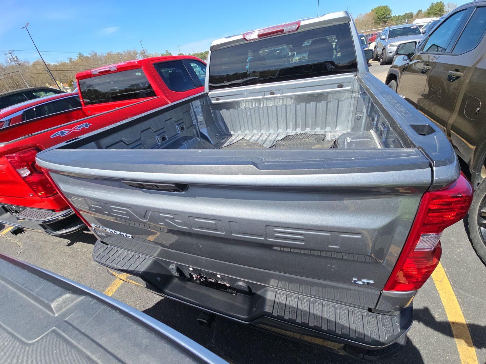2023 Chevrolet Silverado 1500 LT AWD