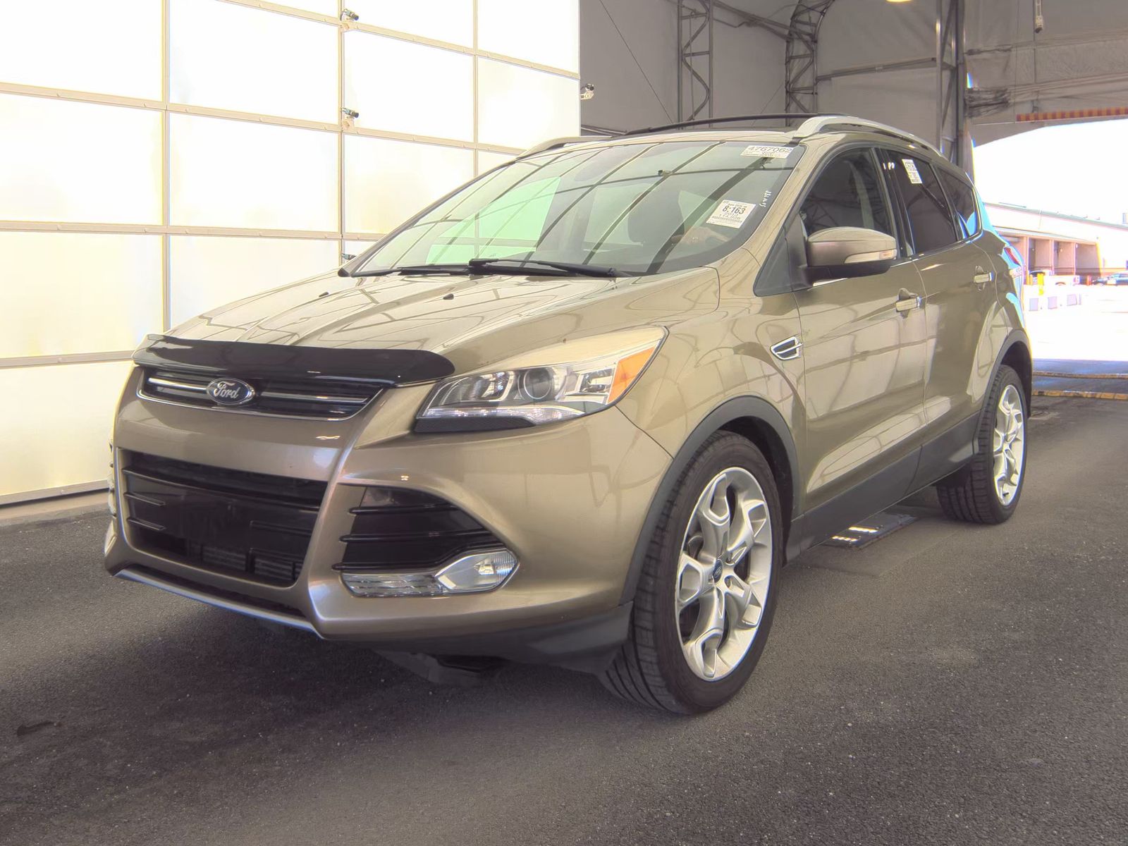 FORD ESCAPE - 1