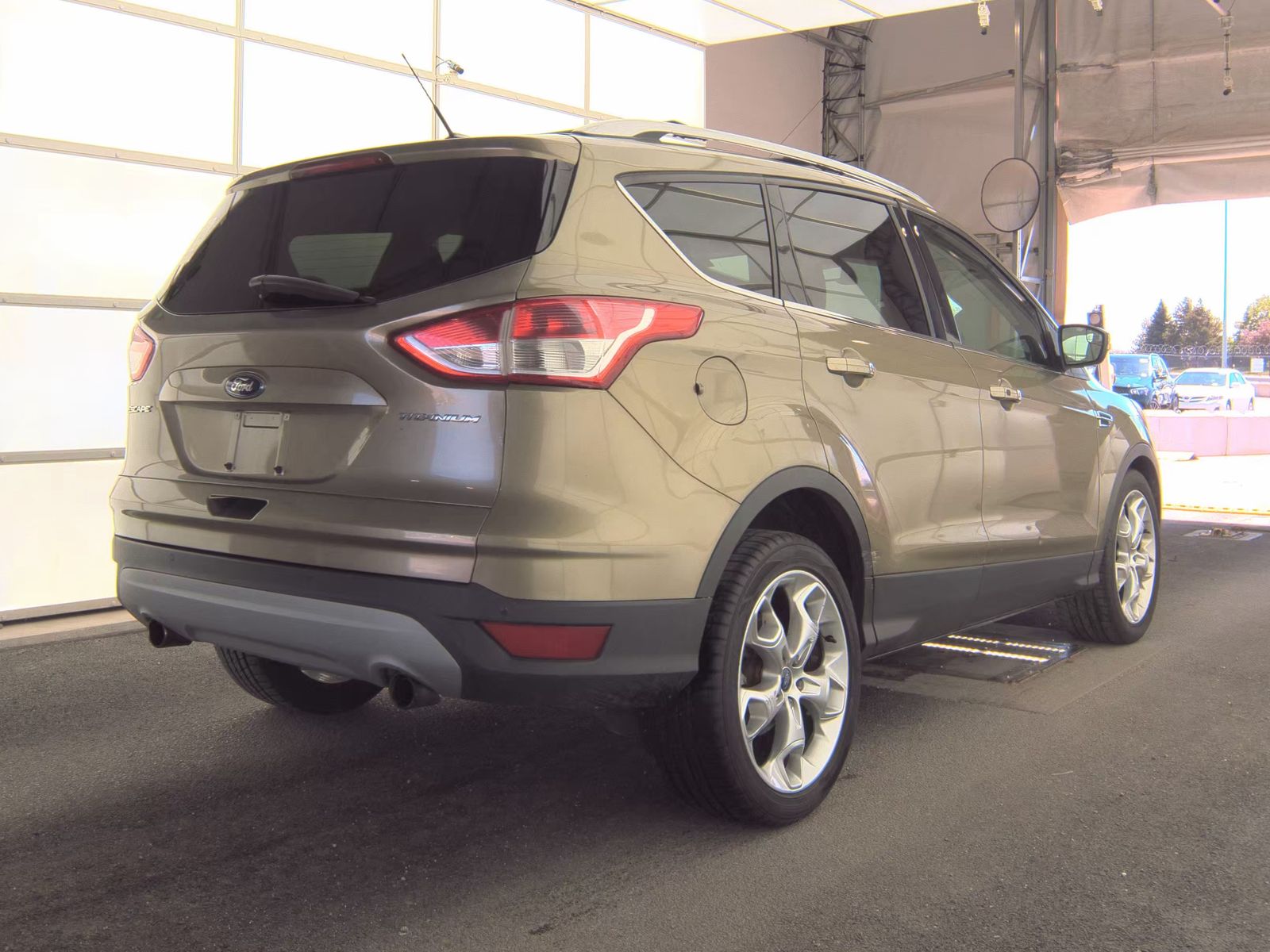 FORD ESCAPE - 6