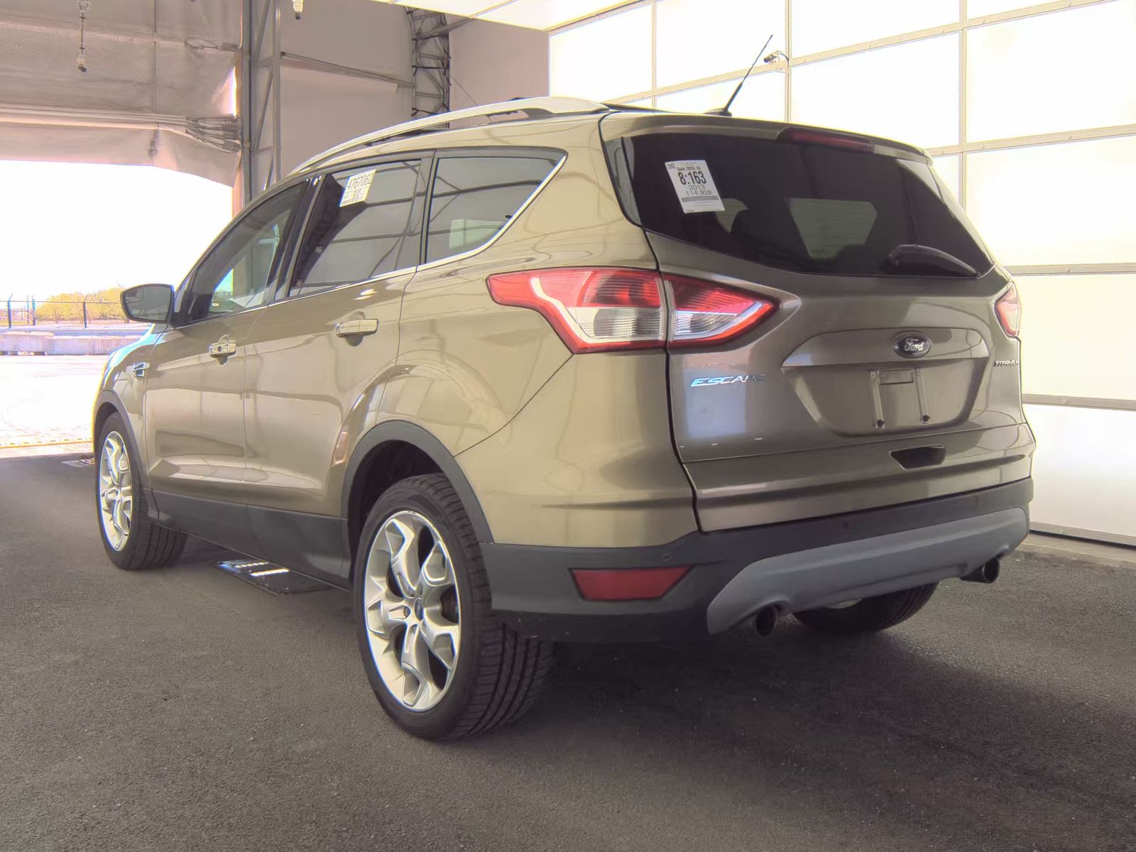 FORD ESCAPE - 9