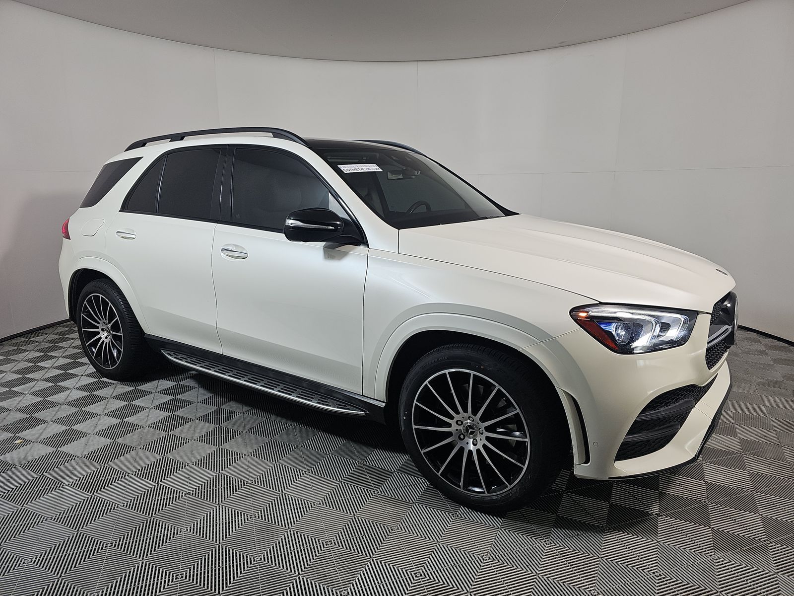 MERCEDES-BENZ GLE - 4