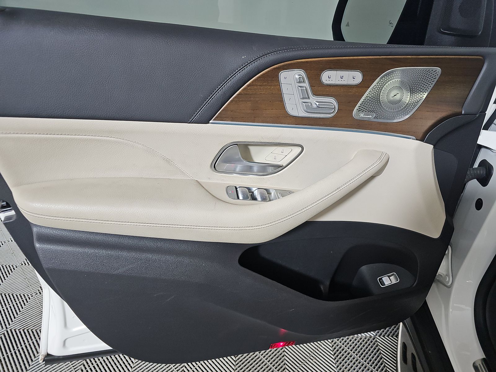 MERCEDES-BENZ GLE - 10