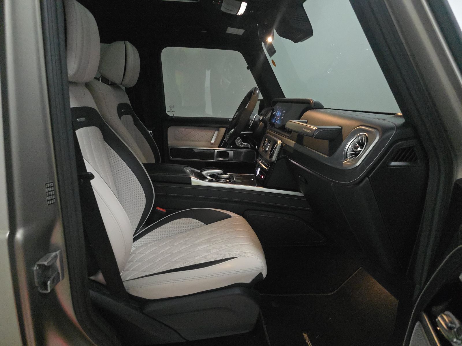 MERCEDES-BENZ G-CLASS AMG - 9