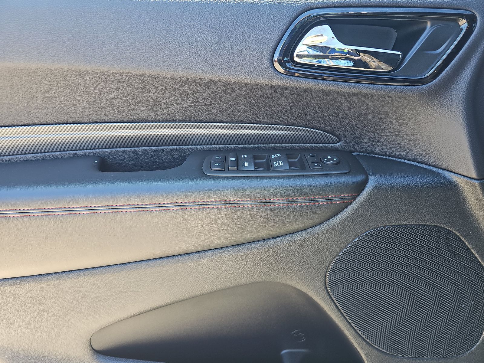 DODGE CHALLENGER - 10