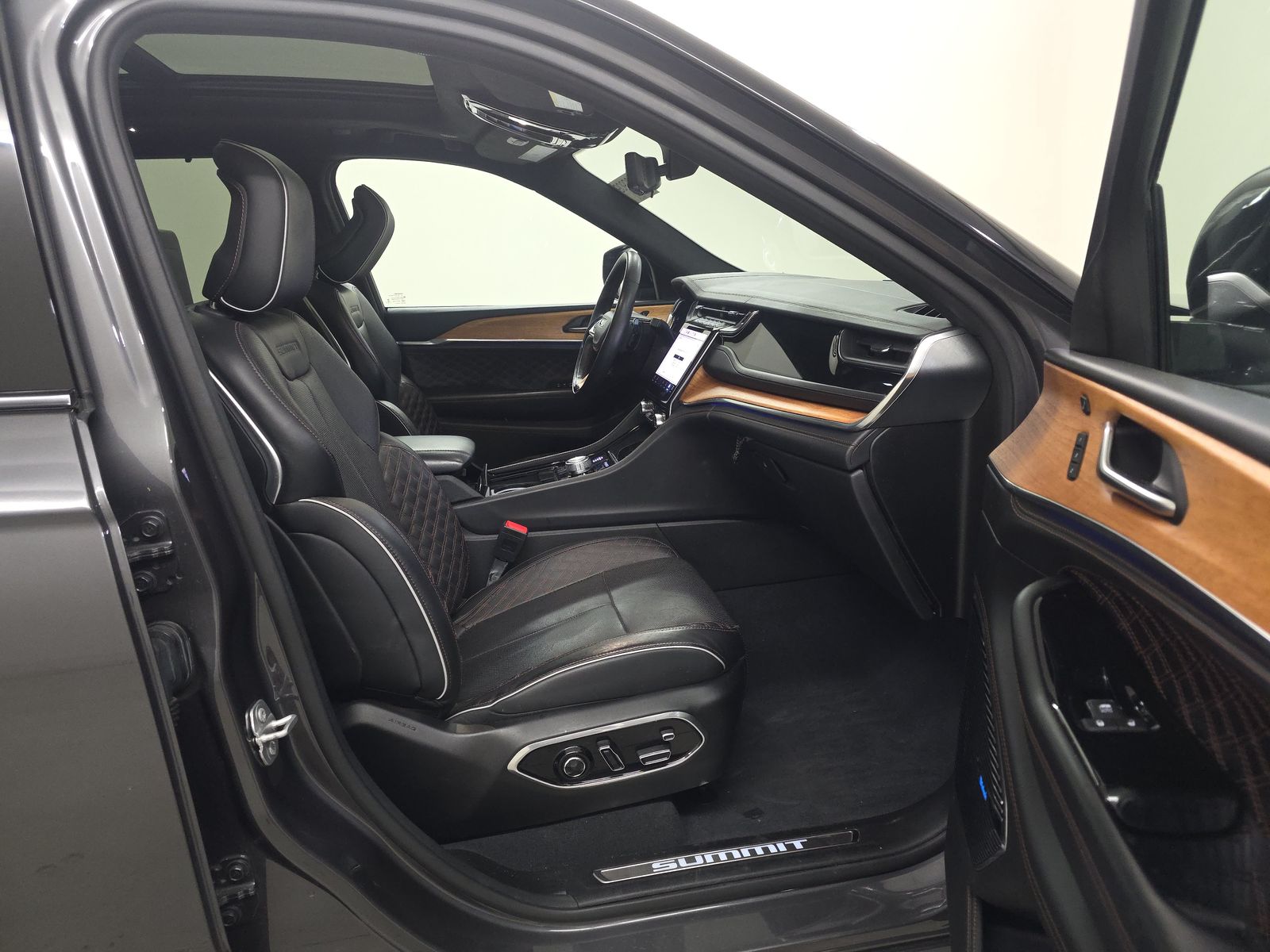 JEEP GRAND CHEROKEE - 9