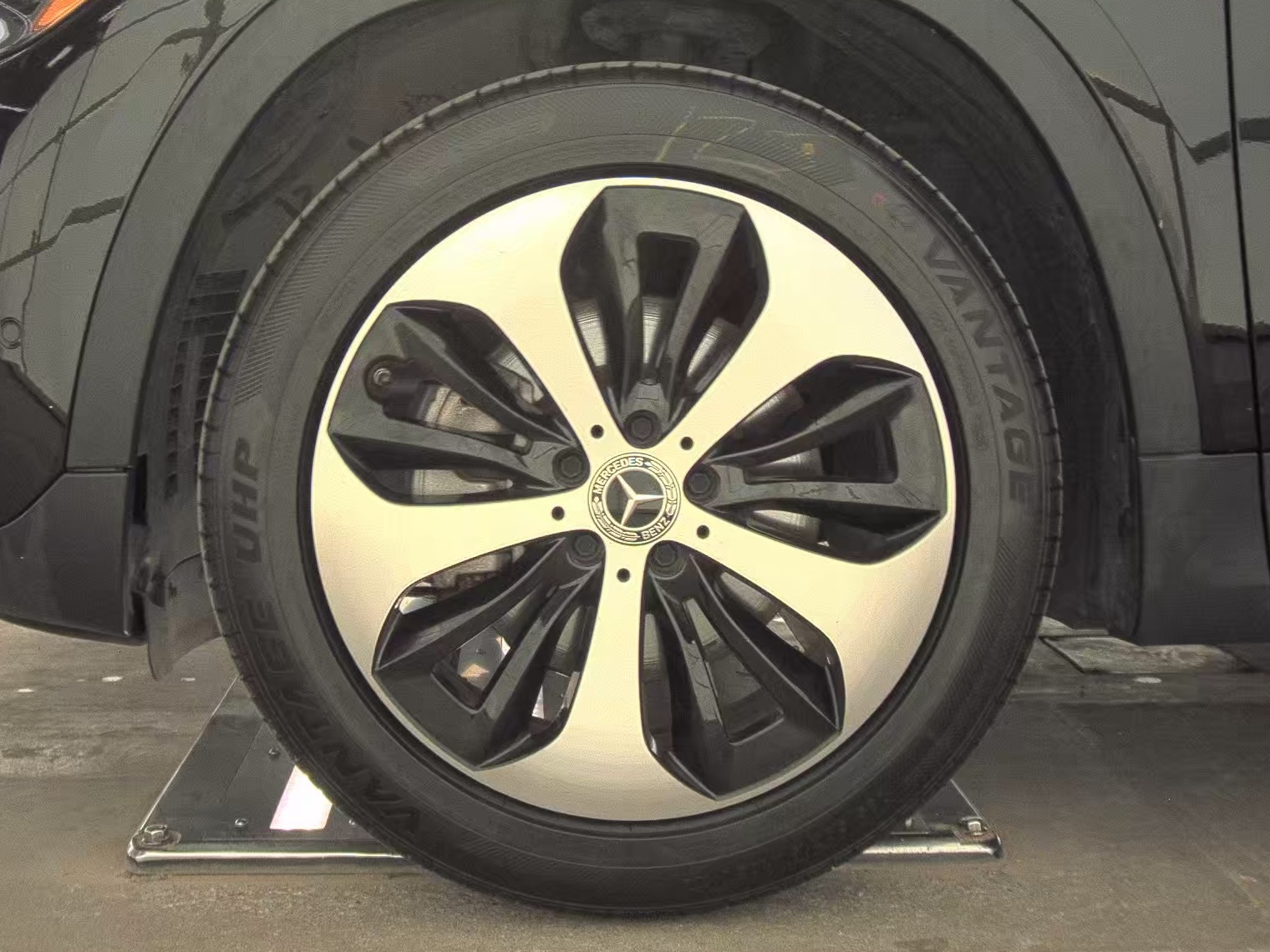 MERCEDES-BENZ GLA-CLASS - 10