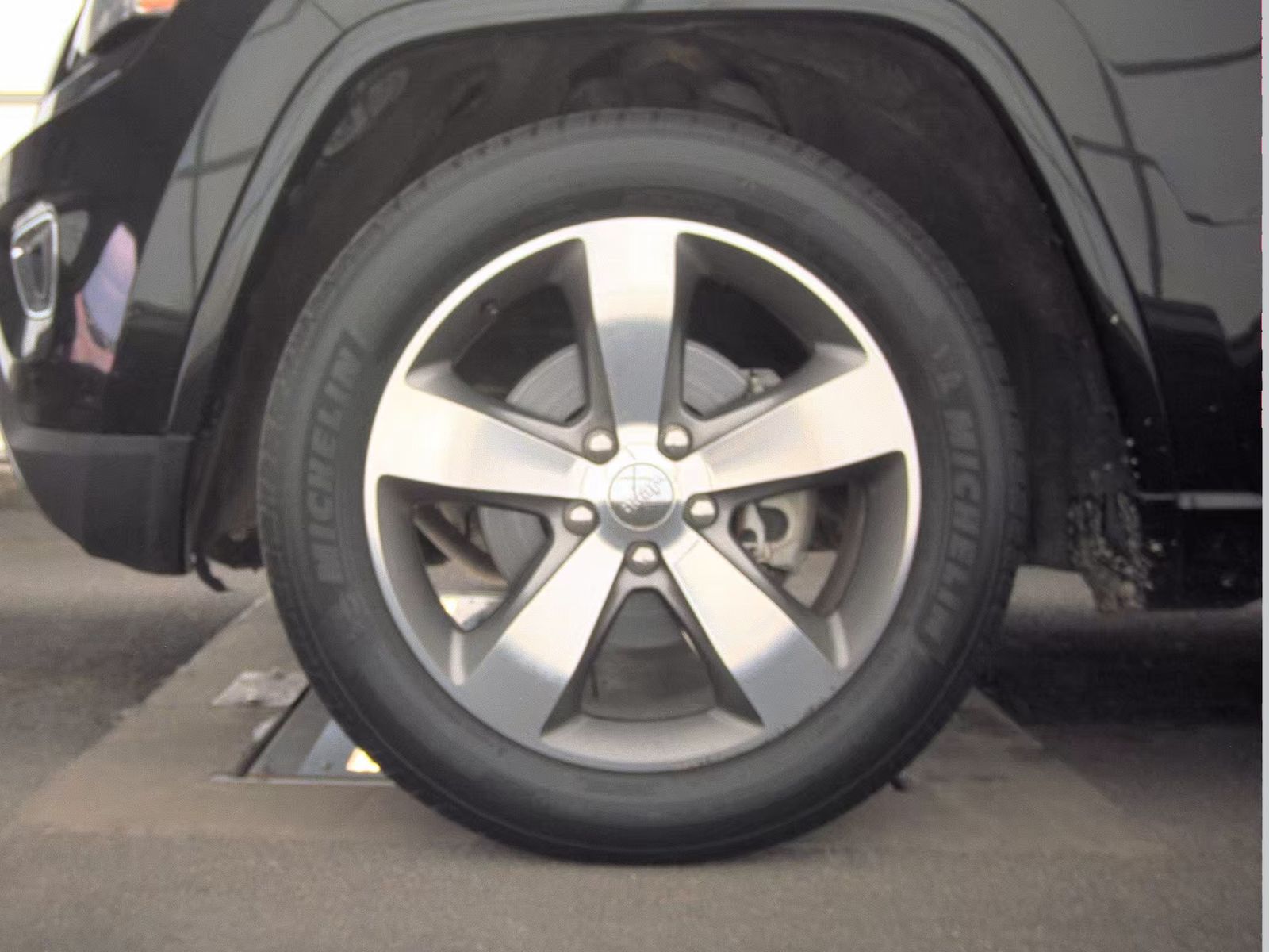 JEEP GRAND CHEROKEE - 10