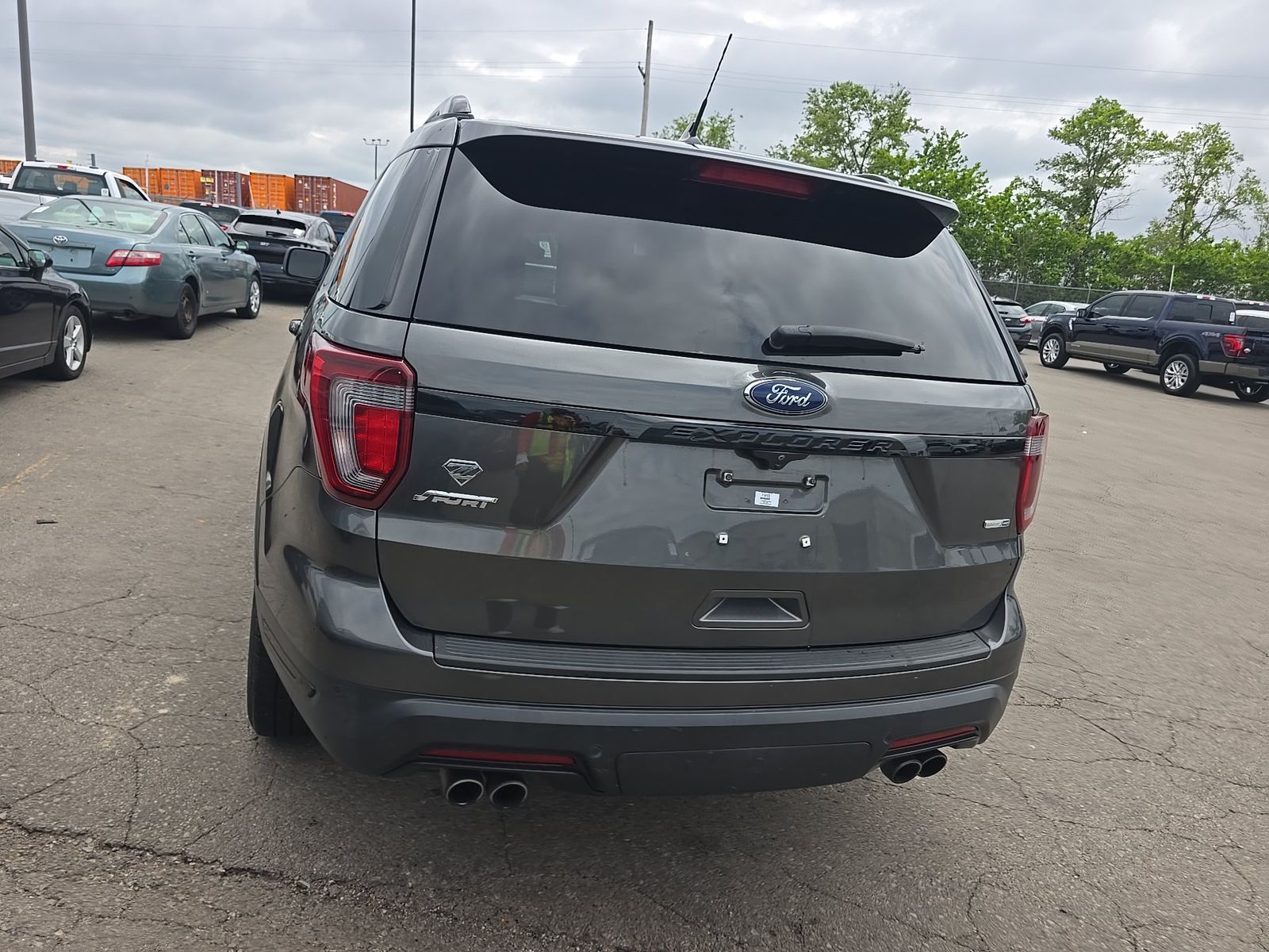 FORD EXPLORER - 6