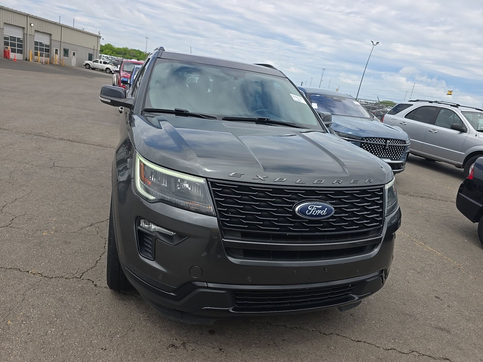 FORD EXPLORER - 3