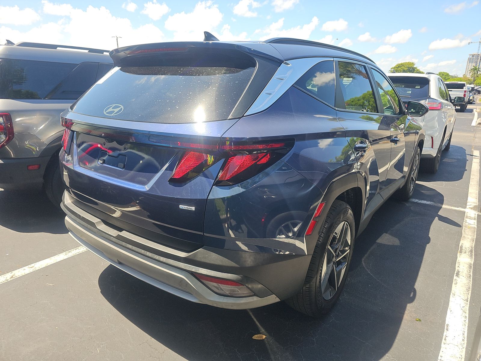 HYUNDAI TUCSON - 5