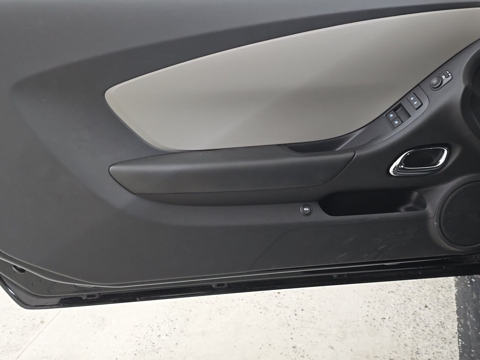 CHEVROLET CAMARO - 10