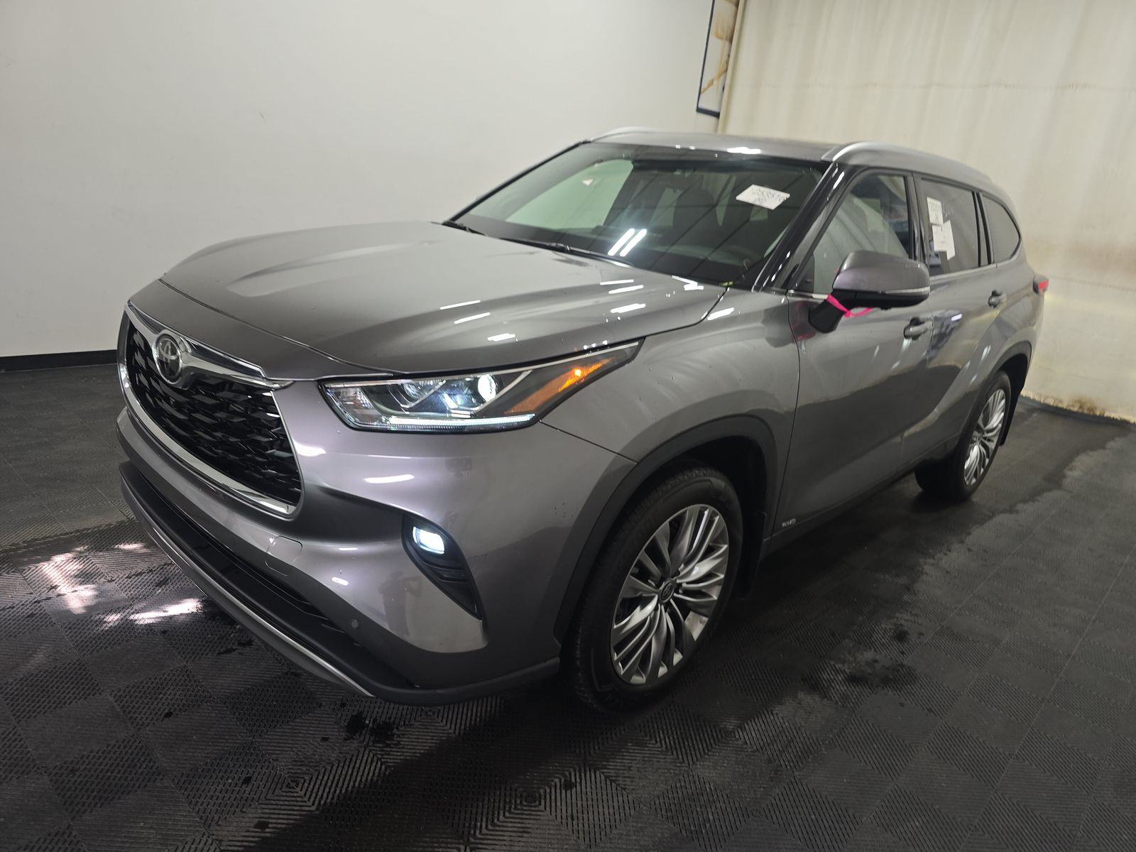 TOYOTA HIGHLANDER - 1