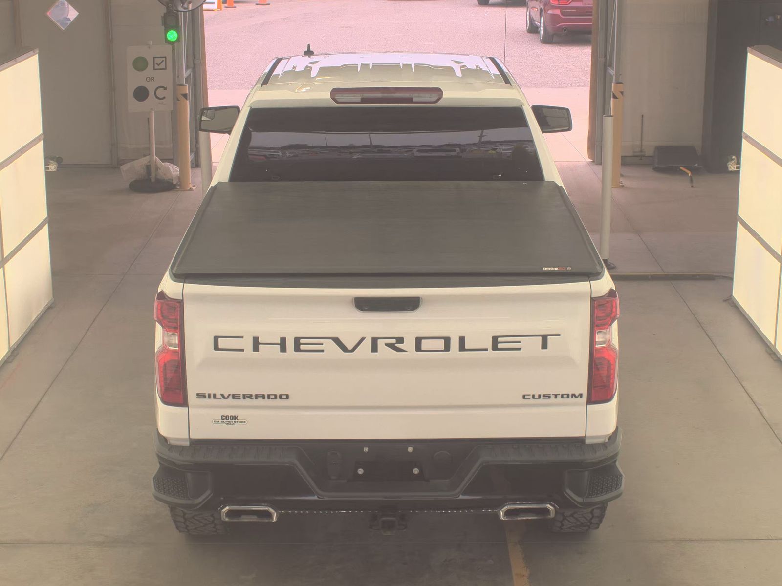 CHEVROLET SILVERADO - 7