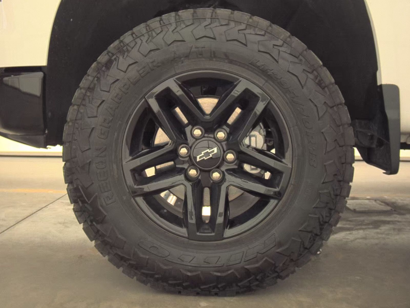 CHEVROLET SILVERADO - 10