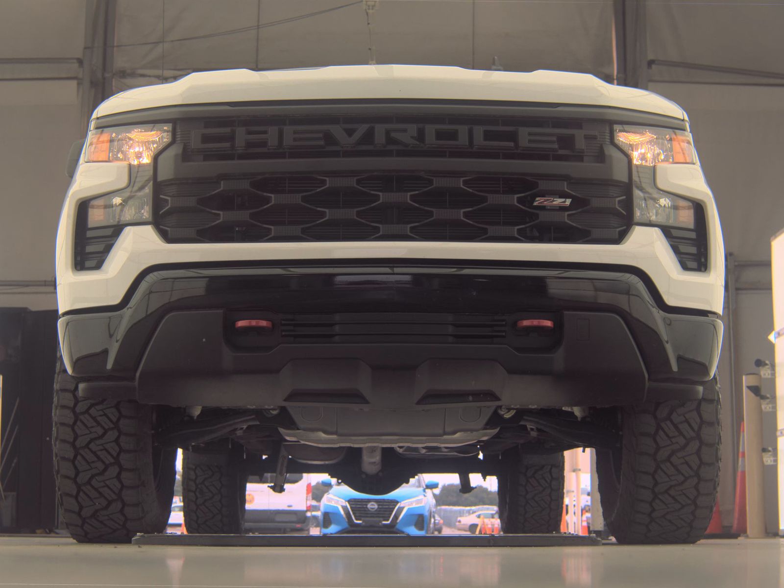 CHEVROLET SILVERADO - 4