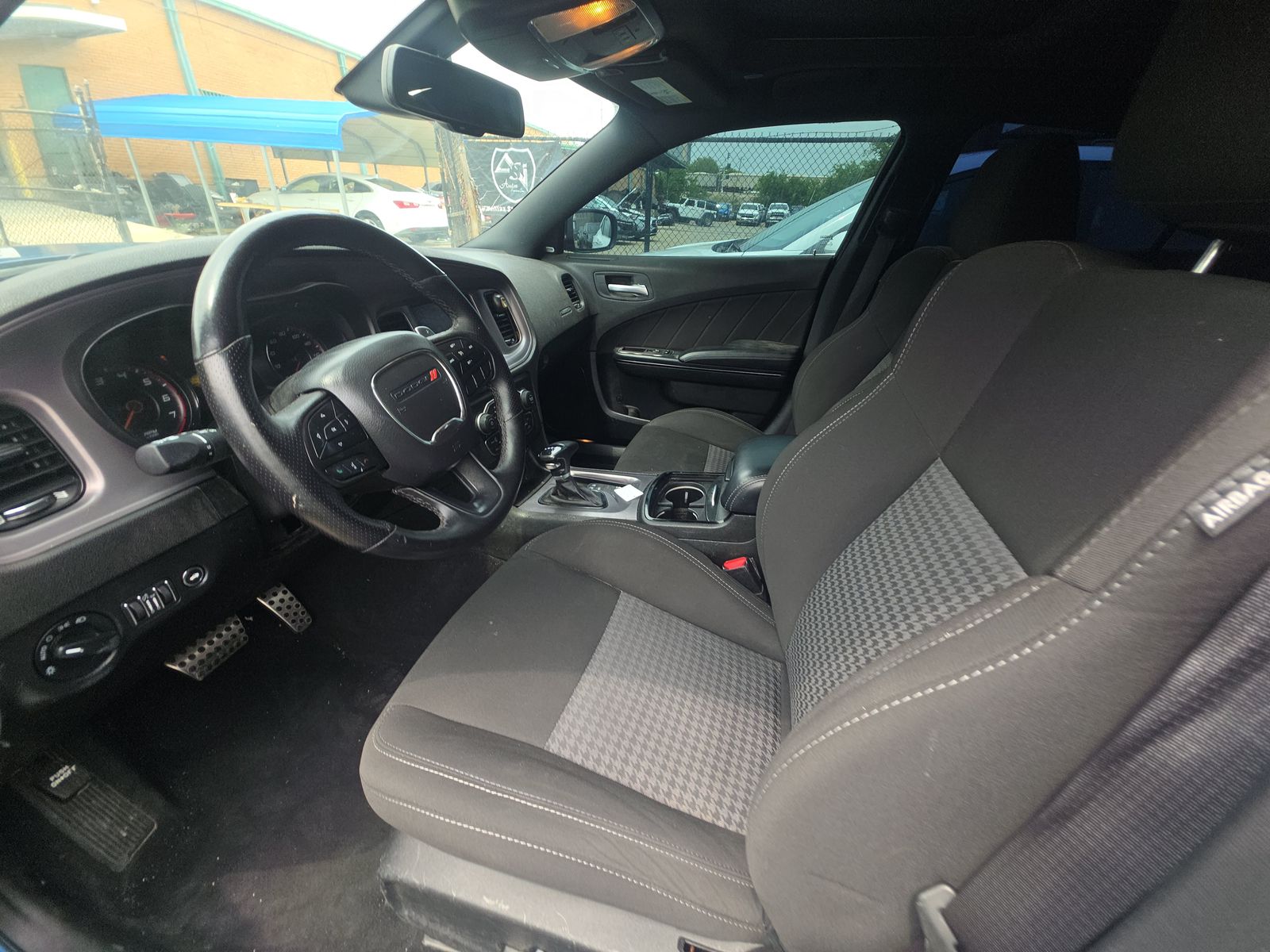 DODGE CHALLENGER - 8