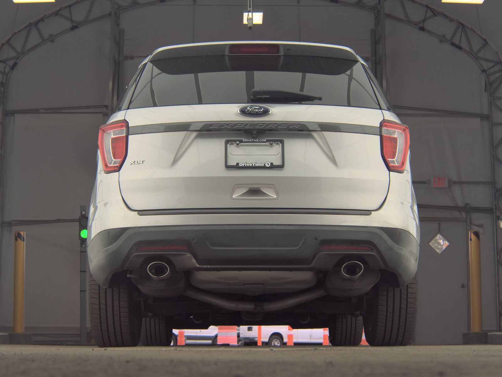 FORD EXPLORER - 8