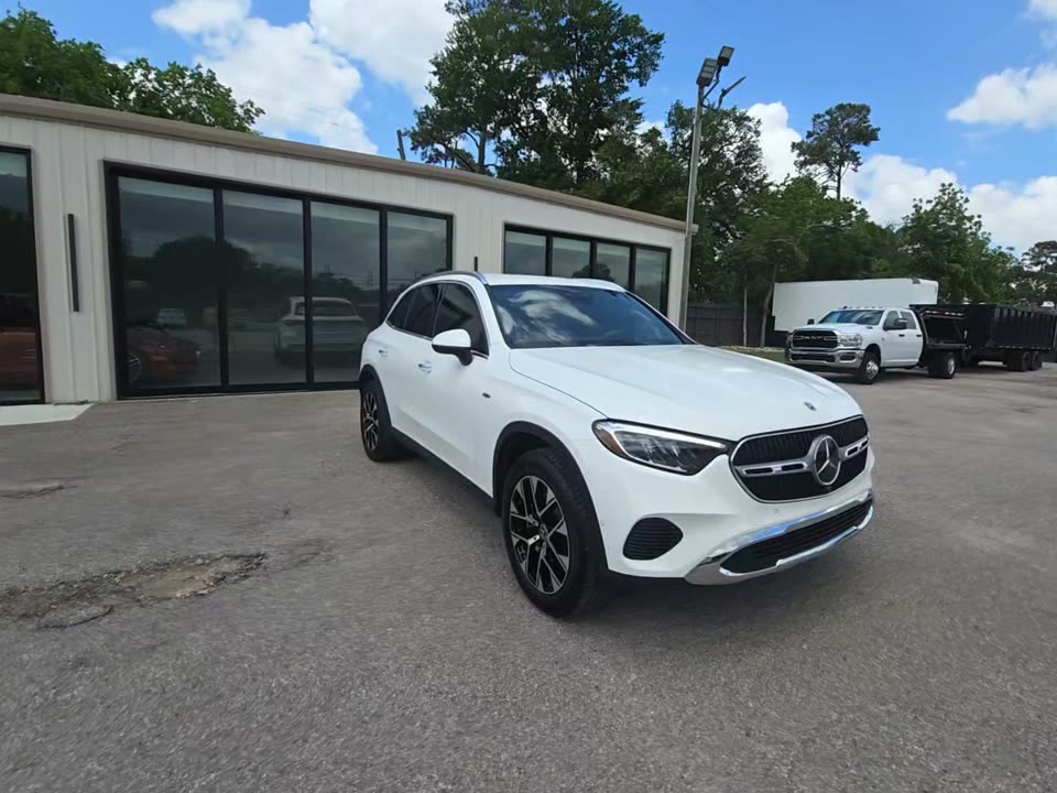 MERCEDES-BENZ GLC - 4