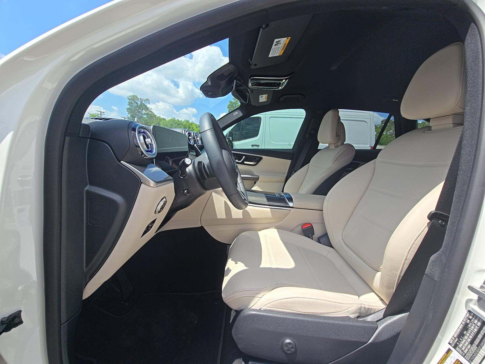 MERCEDES-BENZ GLC - 8