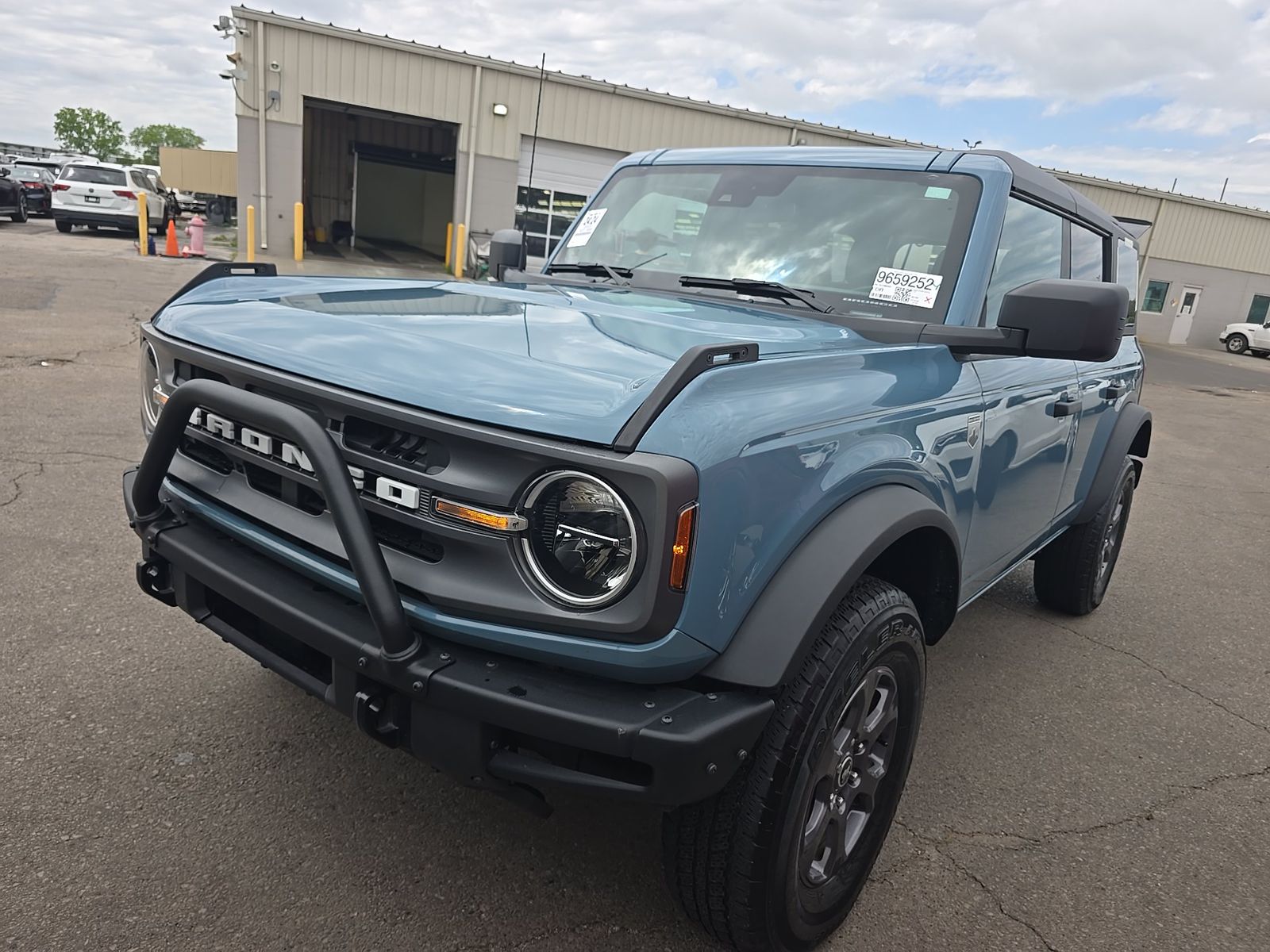 FORD BRONCO - 1