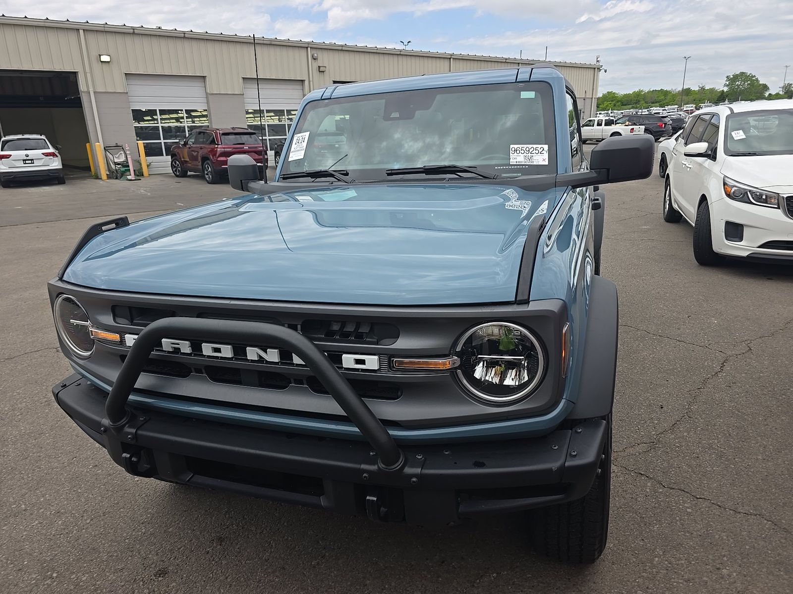FORD BRONCO - 3
