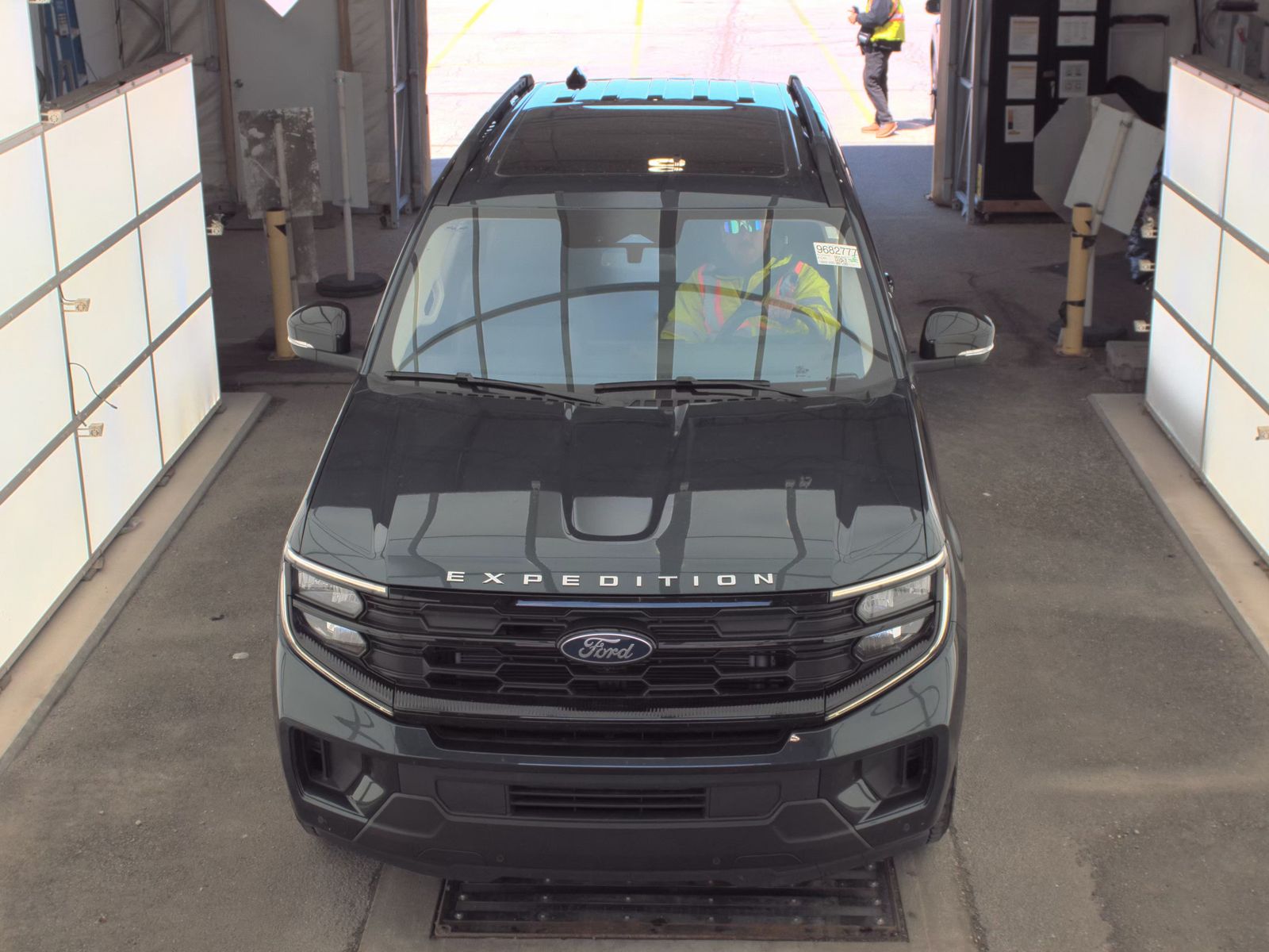 FORD EXPEDITION - 3