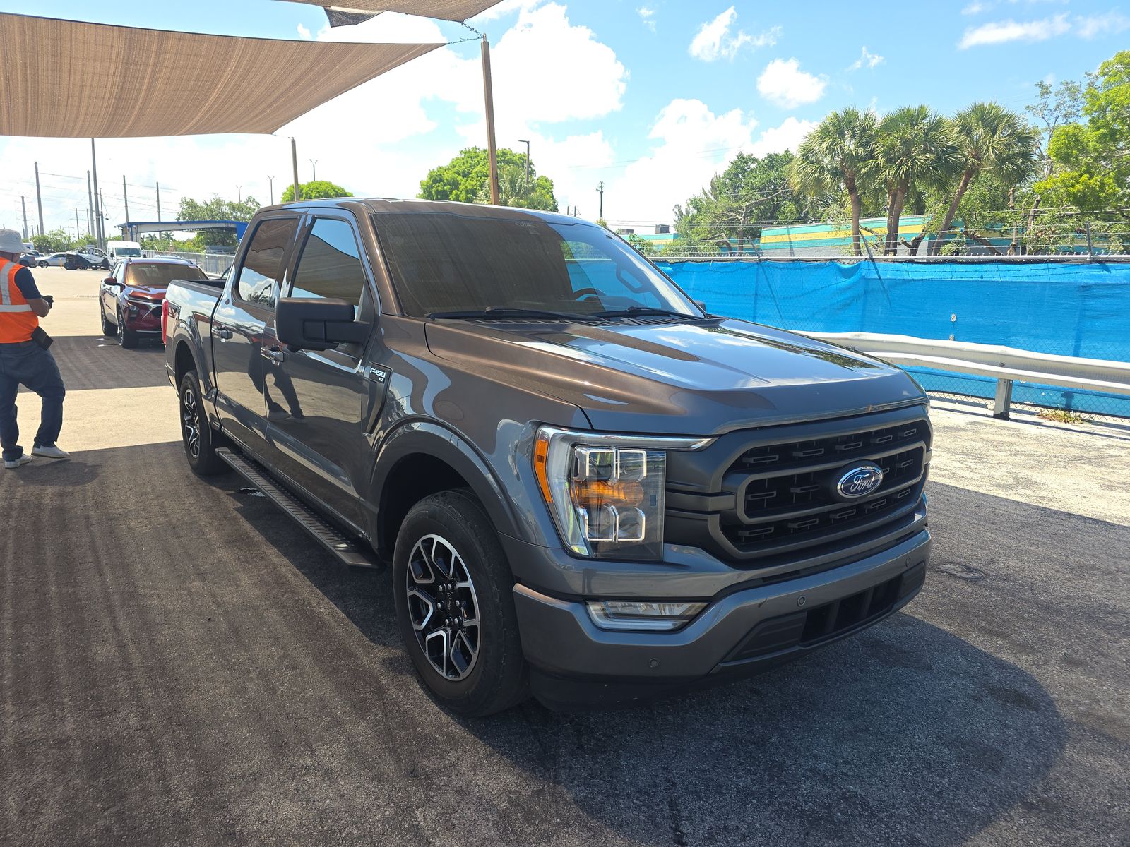 FORD F-150 - 4