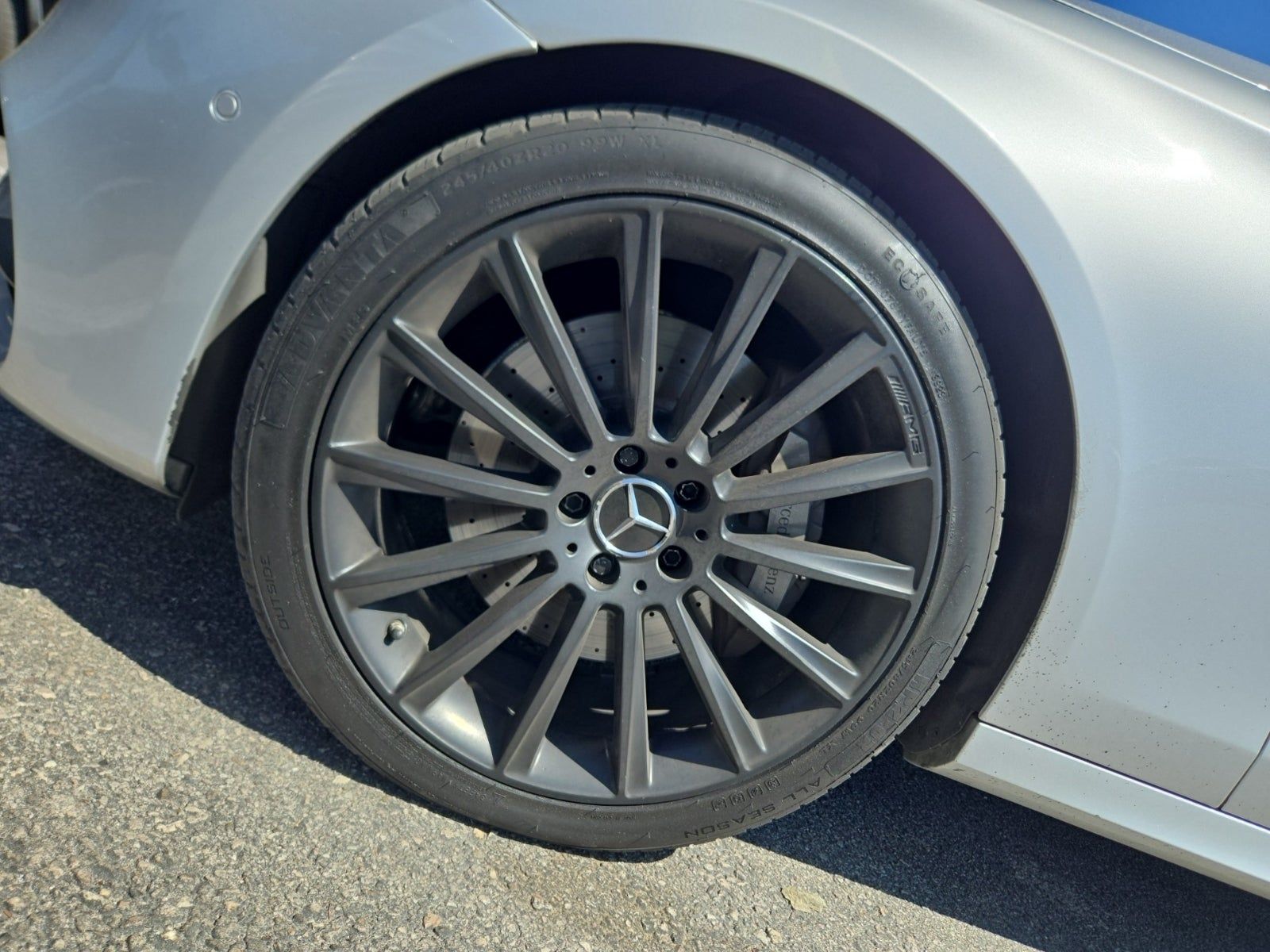 MERCEDES-BENZ E-CLASS - 3