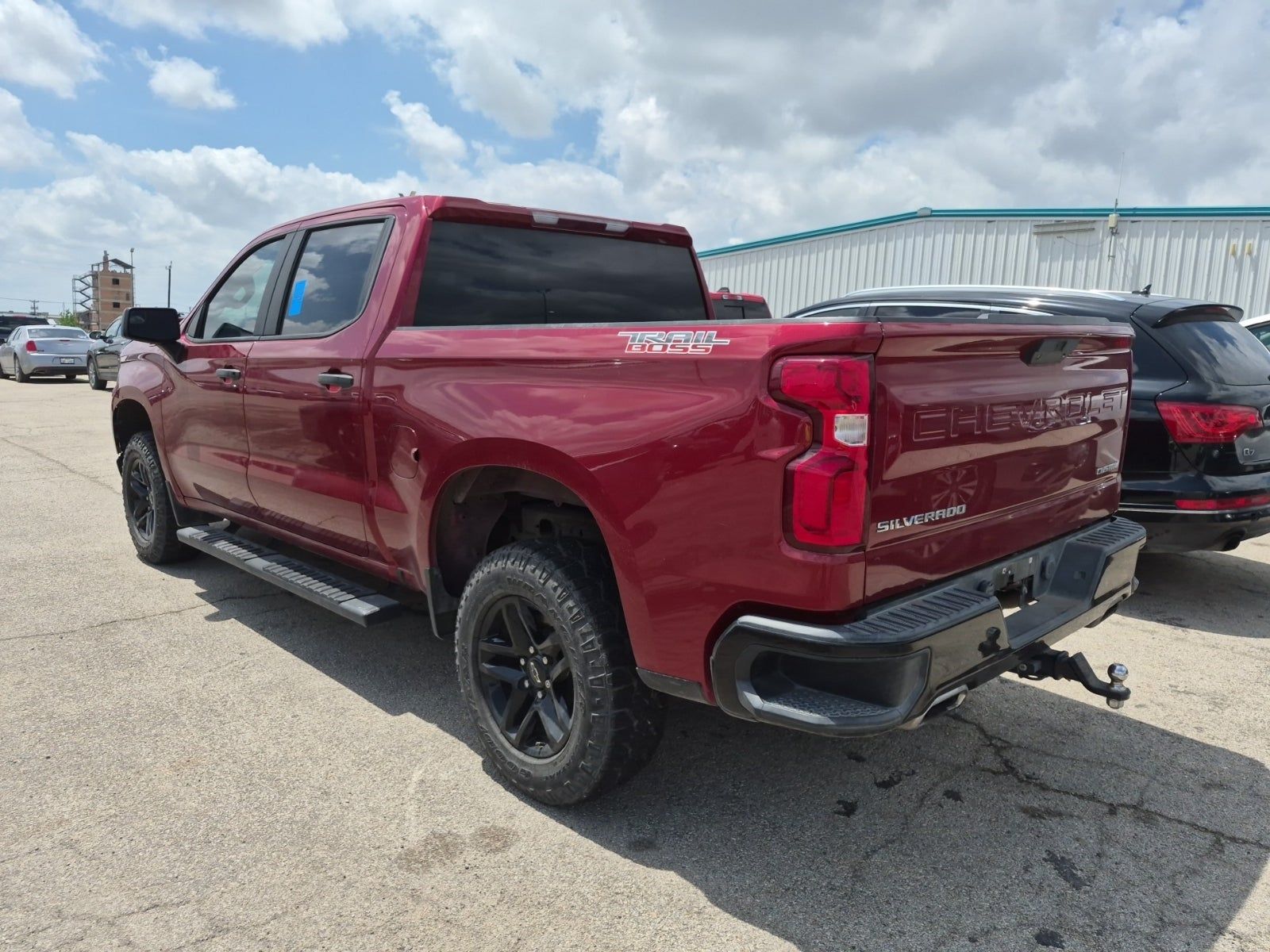 CHEVROLET SILVERADO - 4