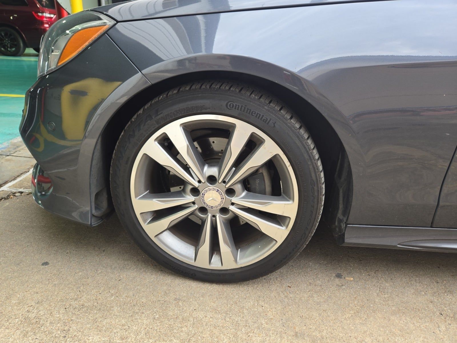 MERCEDES-BENZ E-CLASS - 3