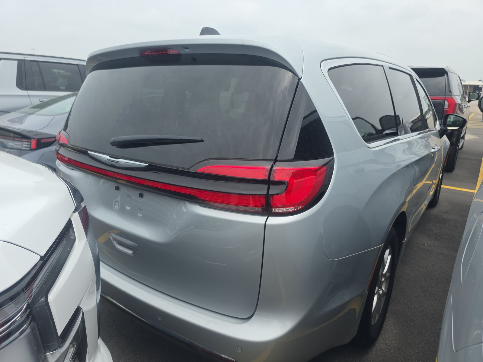 2024 Chrysler Pacifica Touring L FWD
